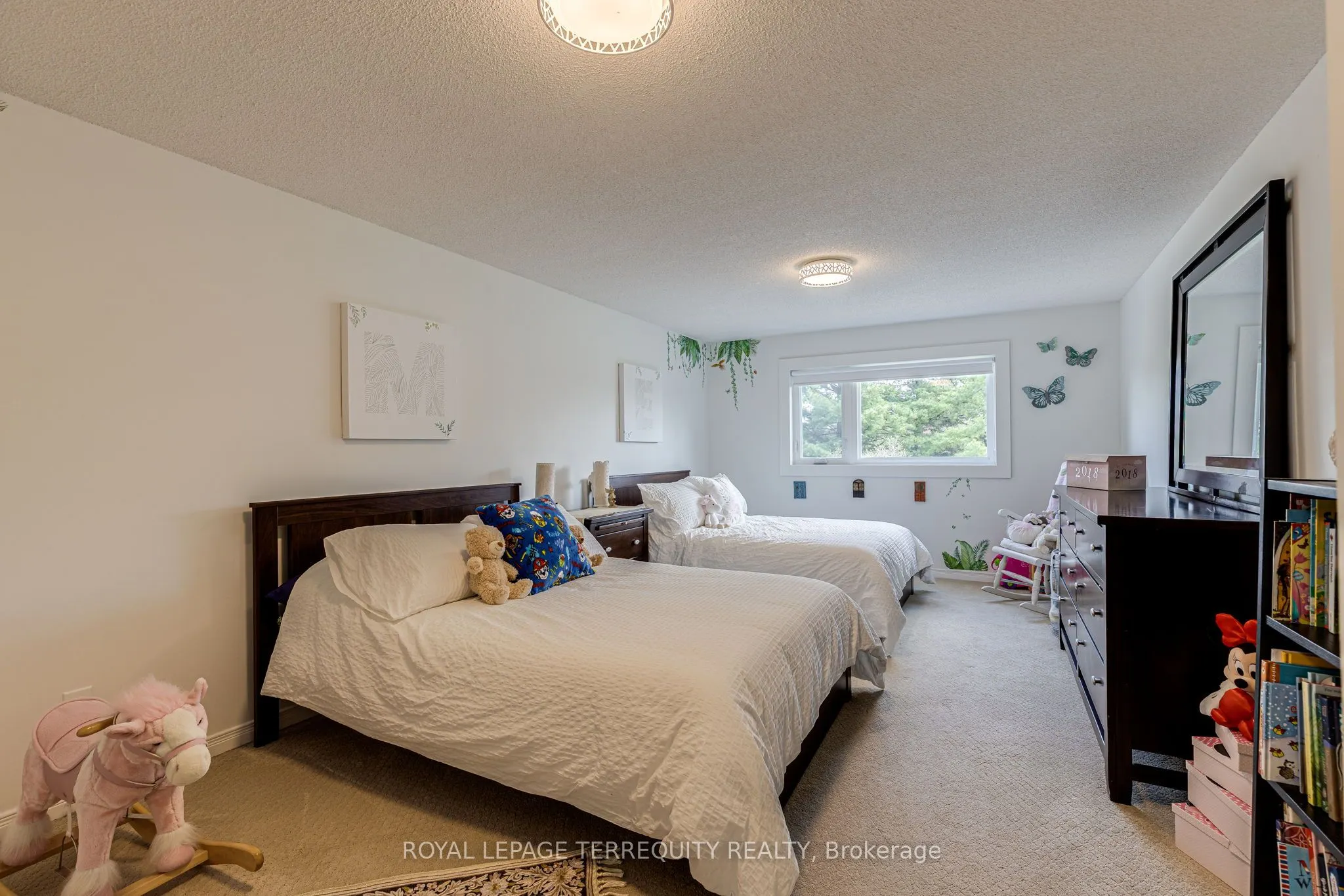 1041 Concession Road, #8