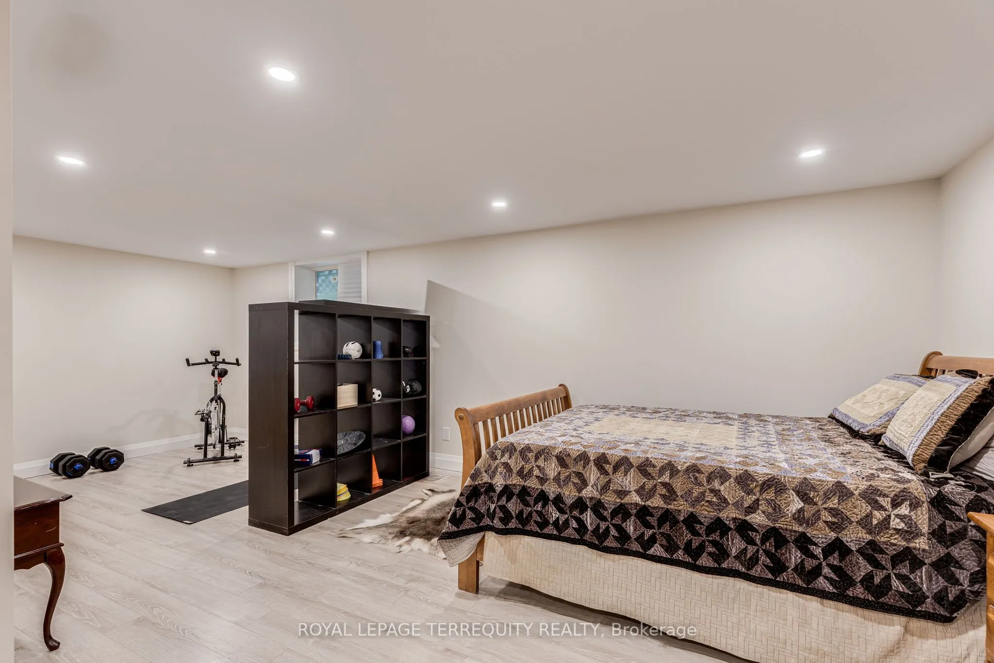 1041 Concession Road, #8