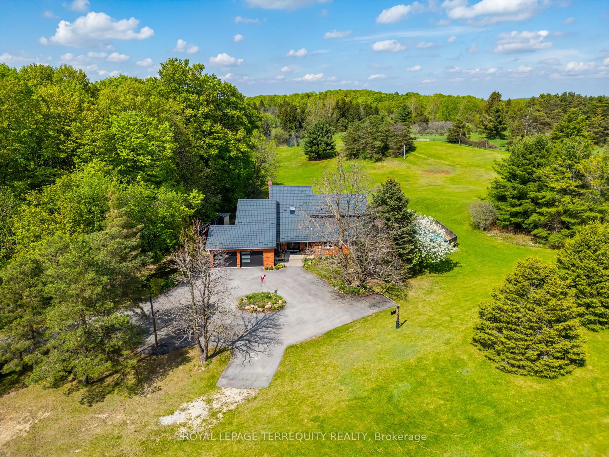 1041 Concession Road, #8
