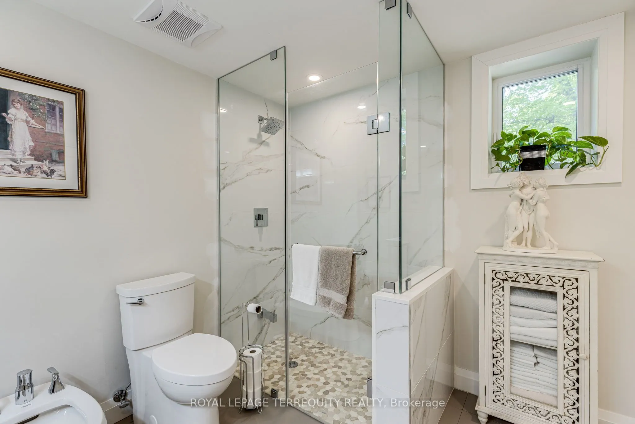 1041 Concession Road, #8