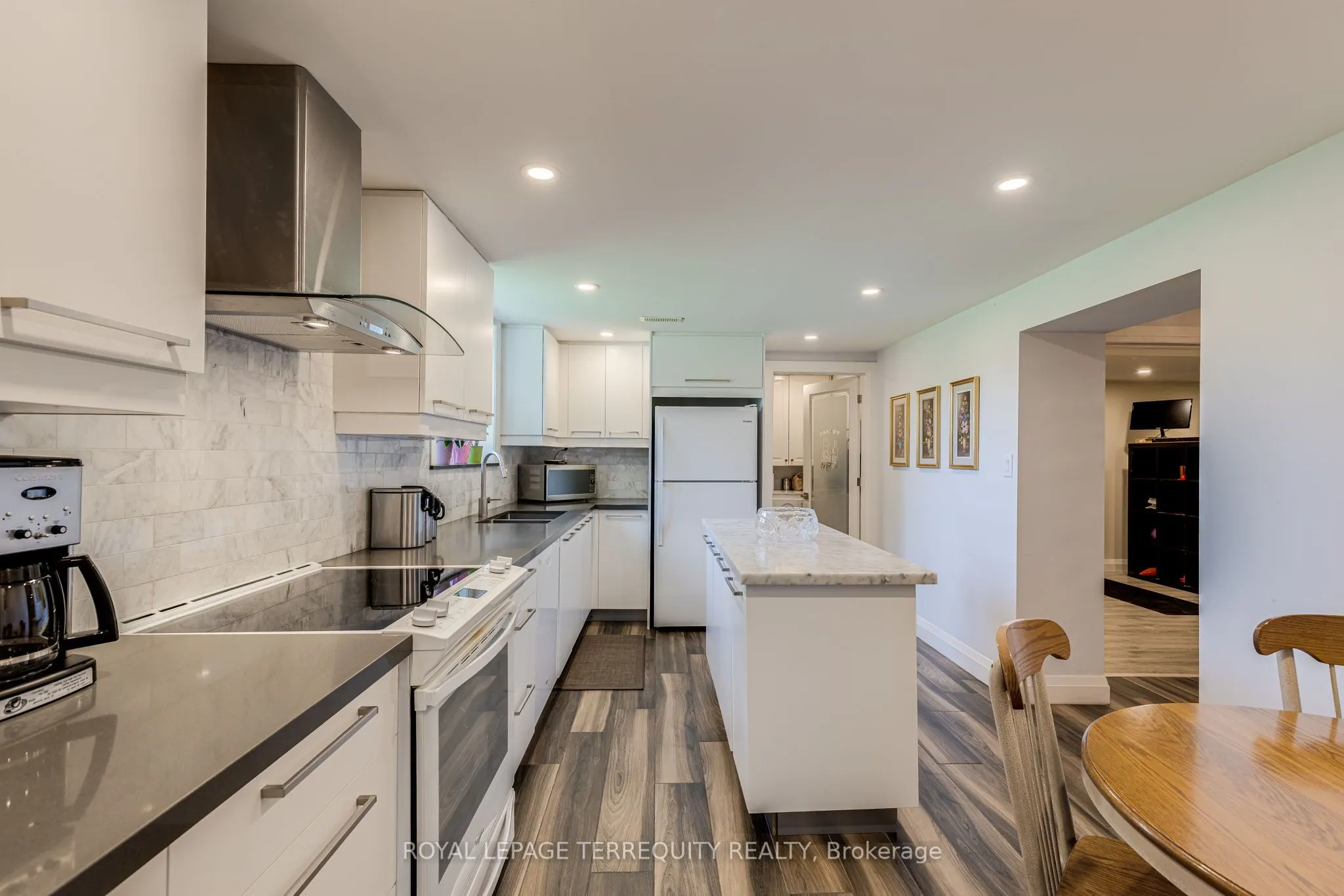 1041 Concession Road, #8