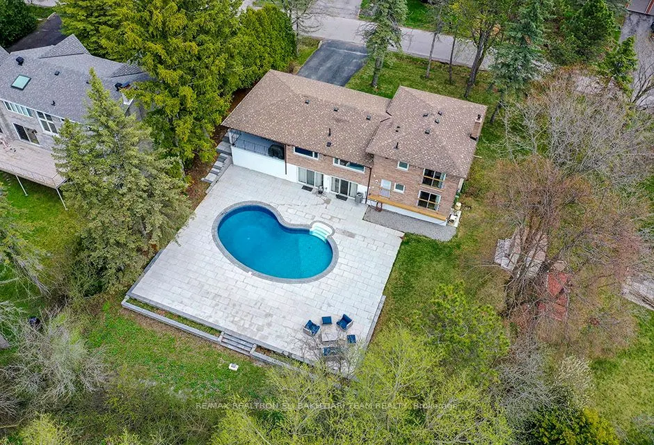 56 Cynthia Crescent