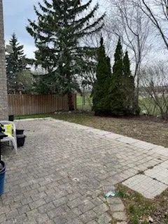 9 Coldstream Crescent #Lower