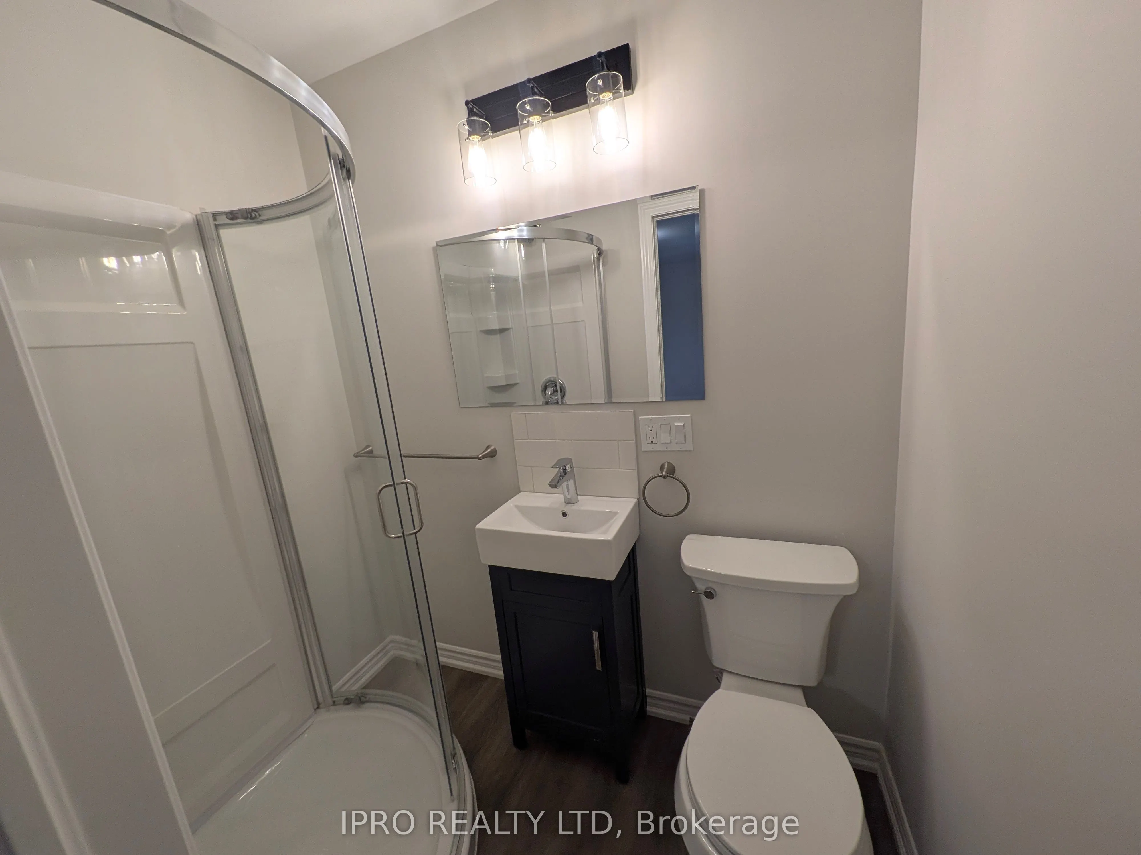 945 Vance Crescent, #1