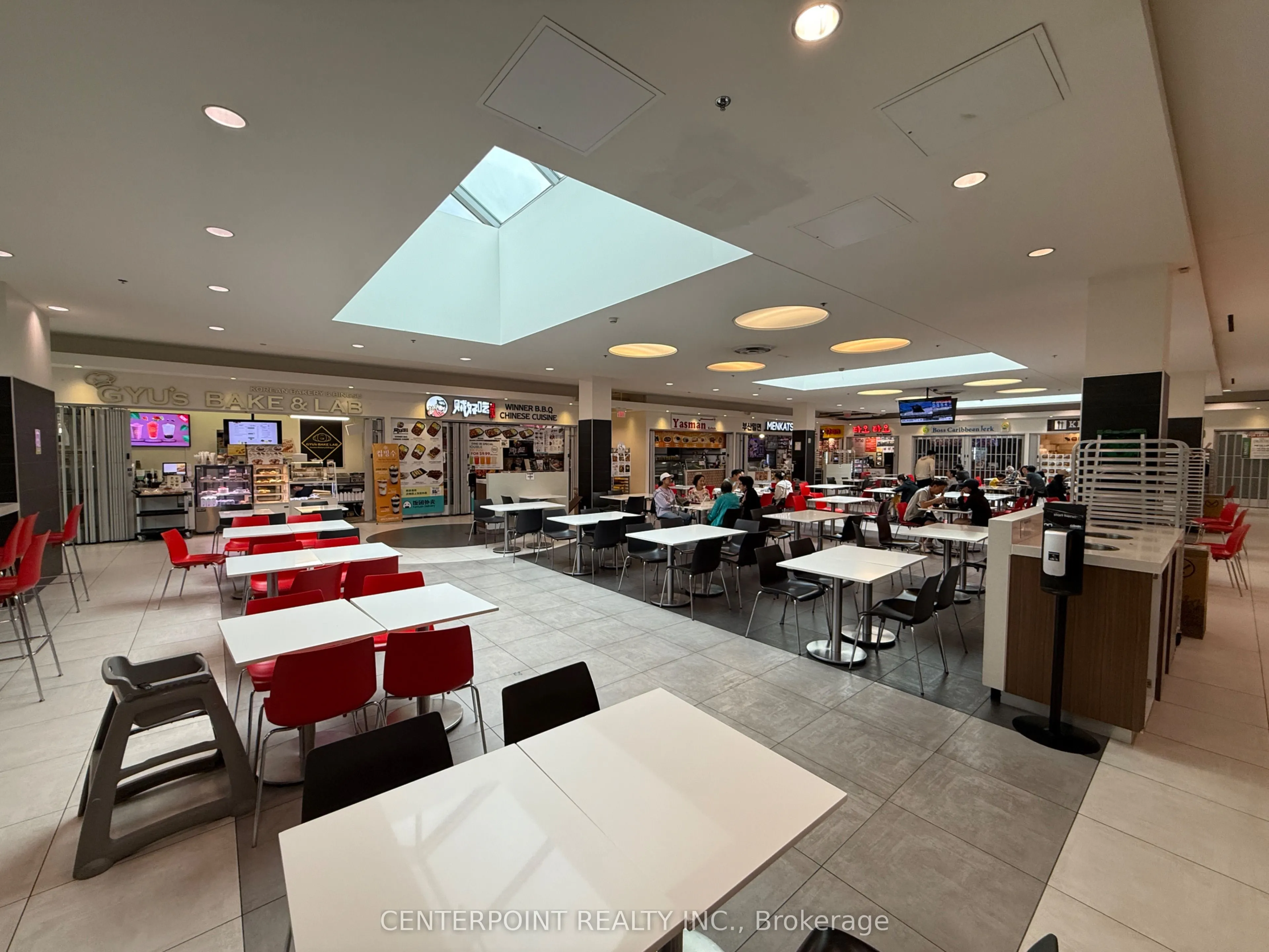 7181 Yonge Street, #243