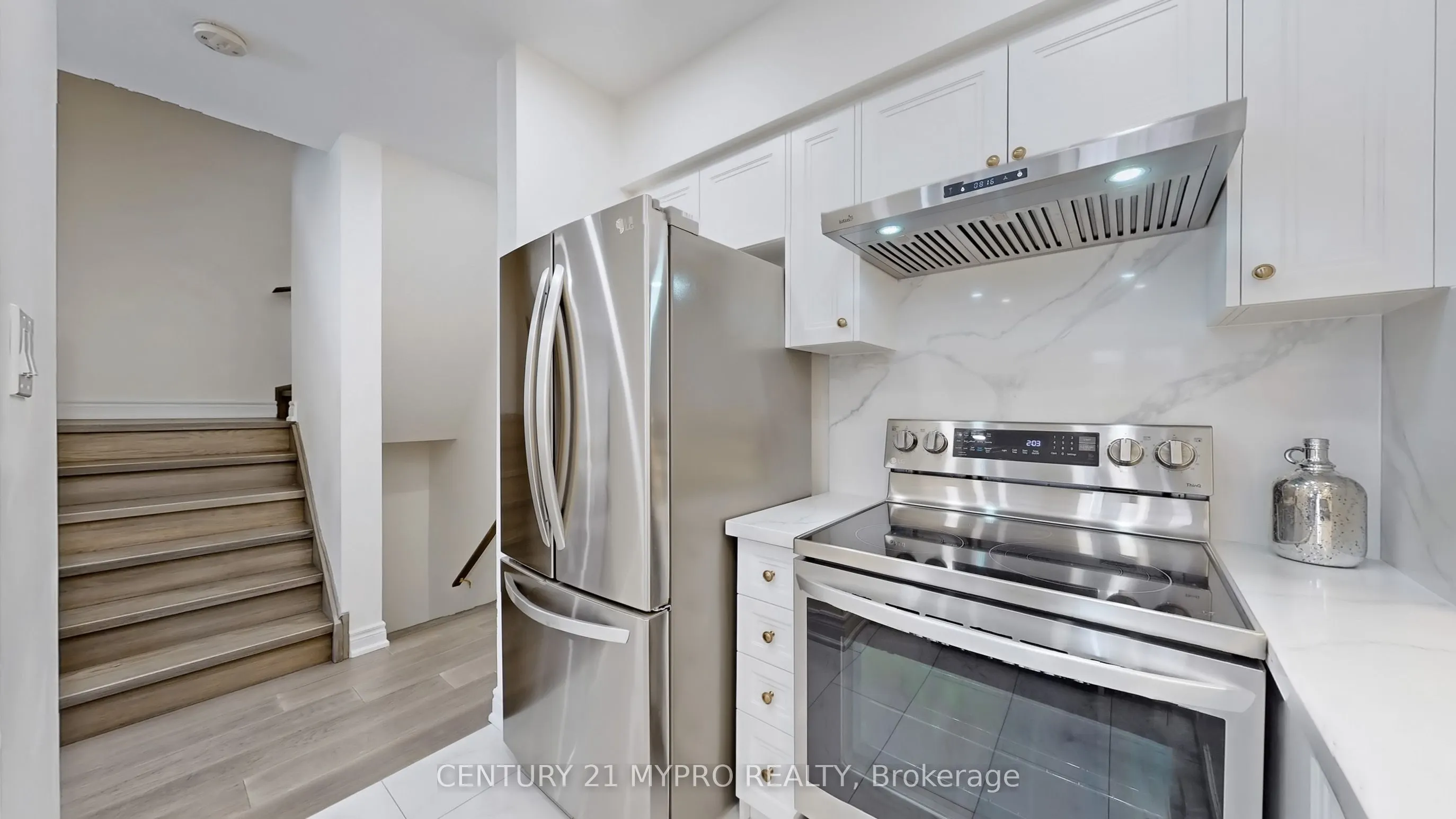 735 New Westminster Drive, #32