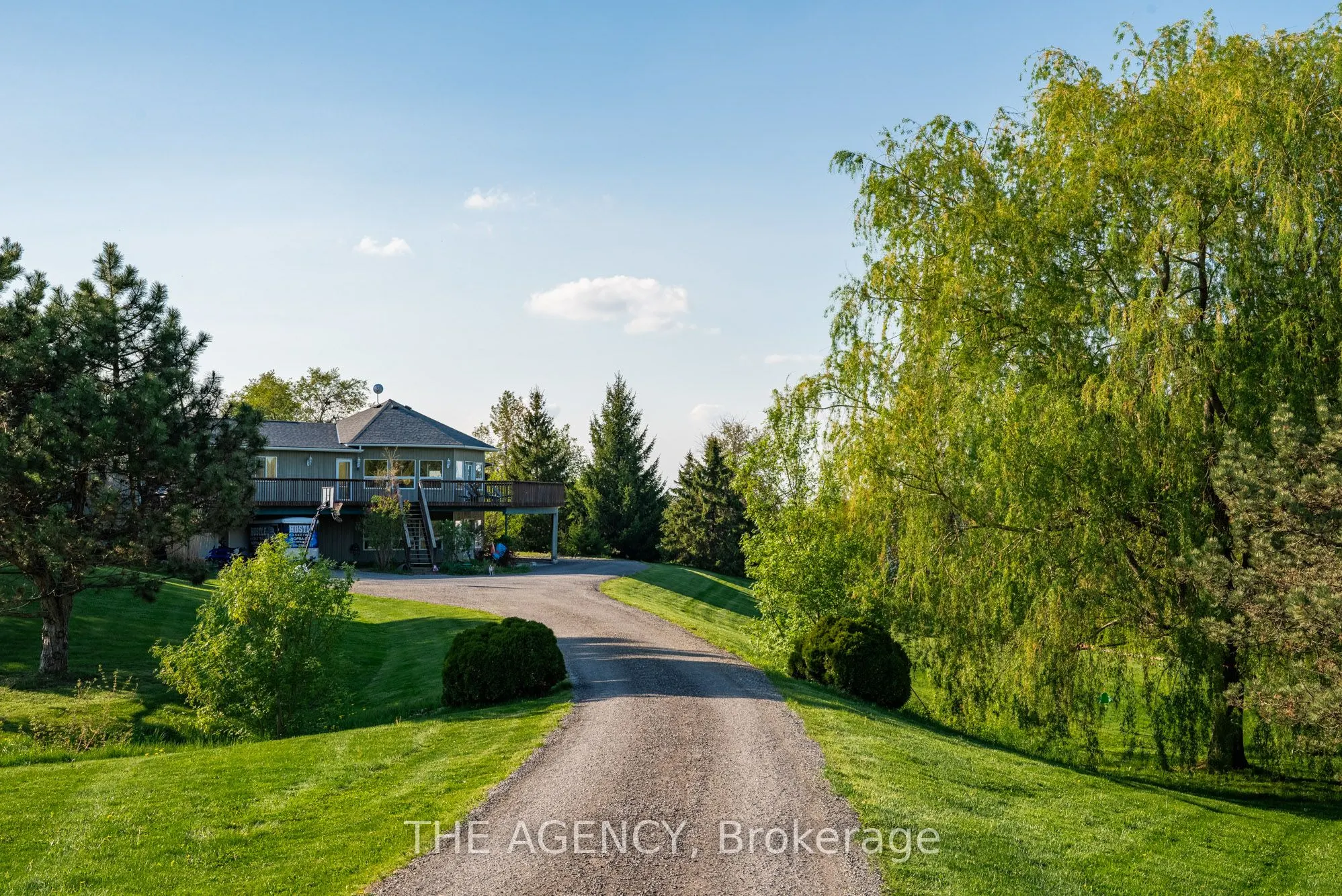 5800 17th Sideroad