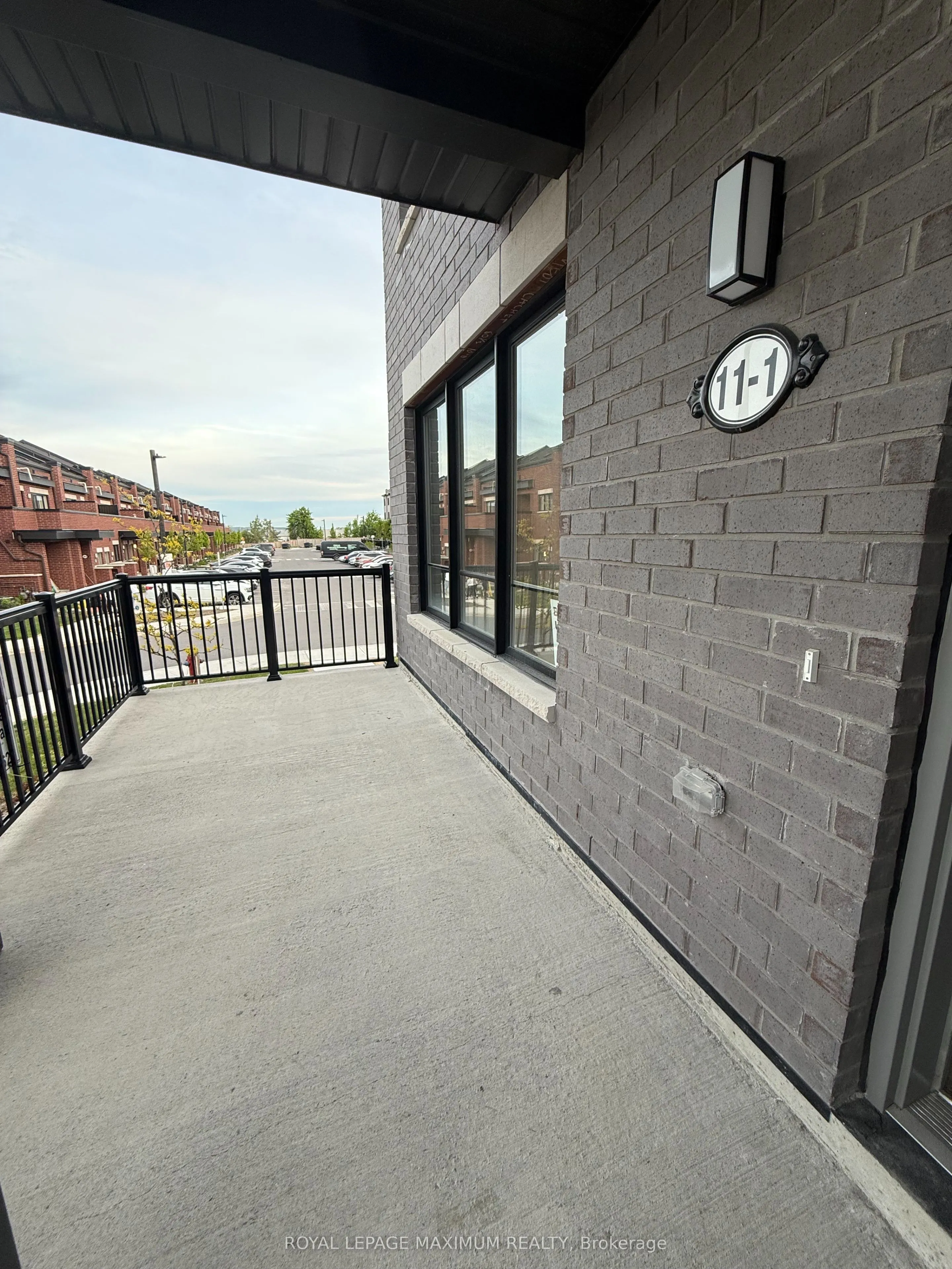 11 Baynes Way N, #1