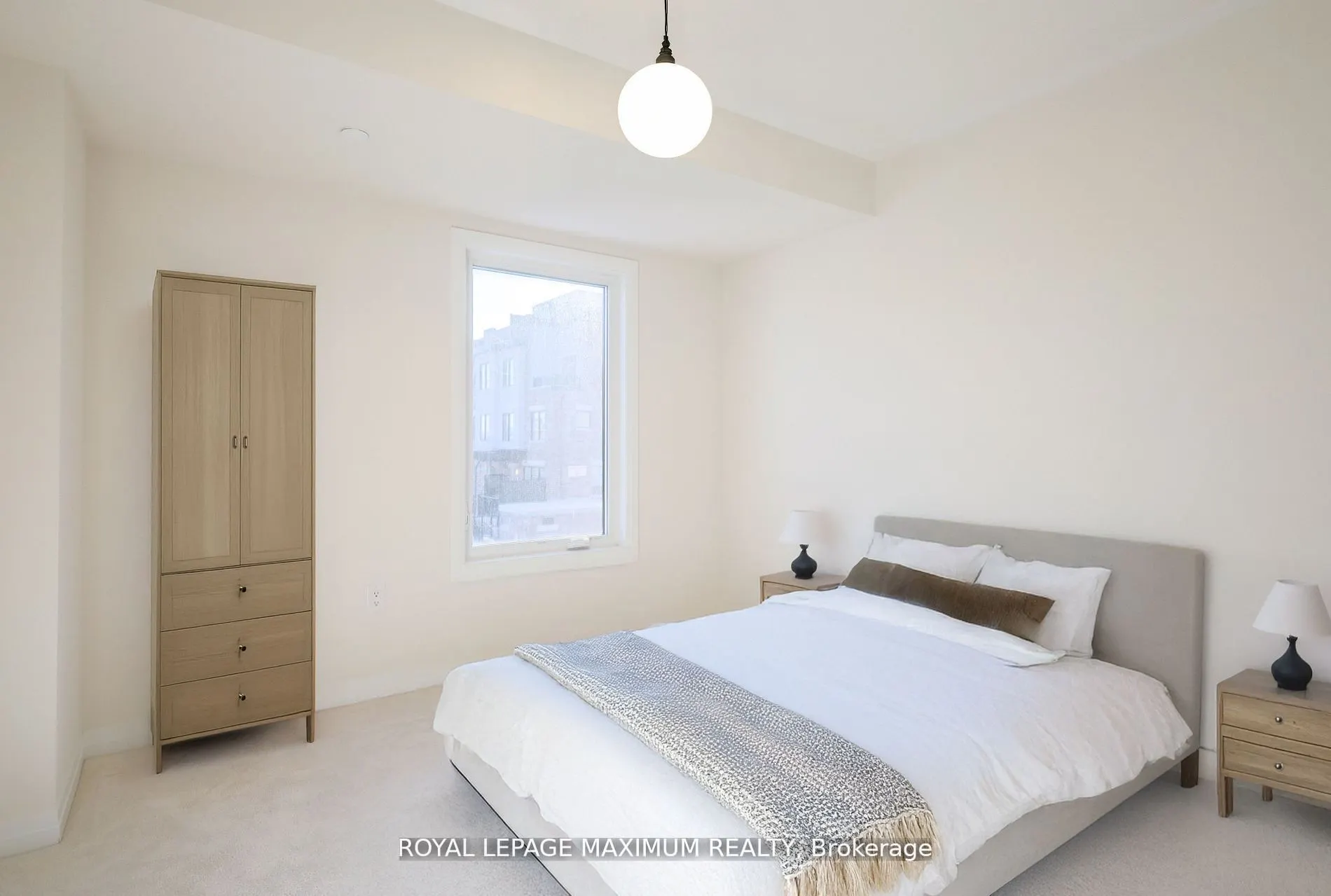 11 Baynes Way N, #1