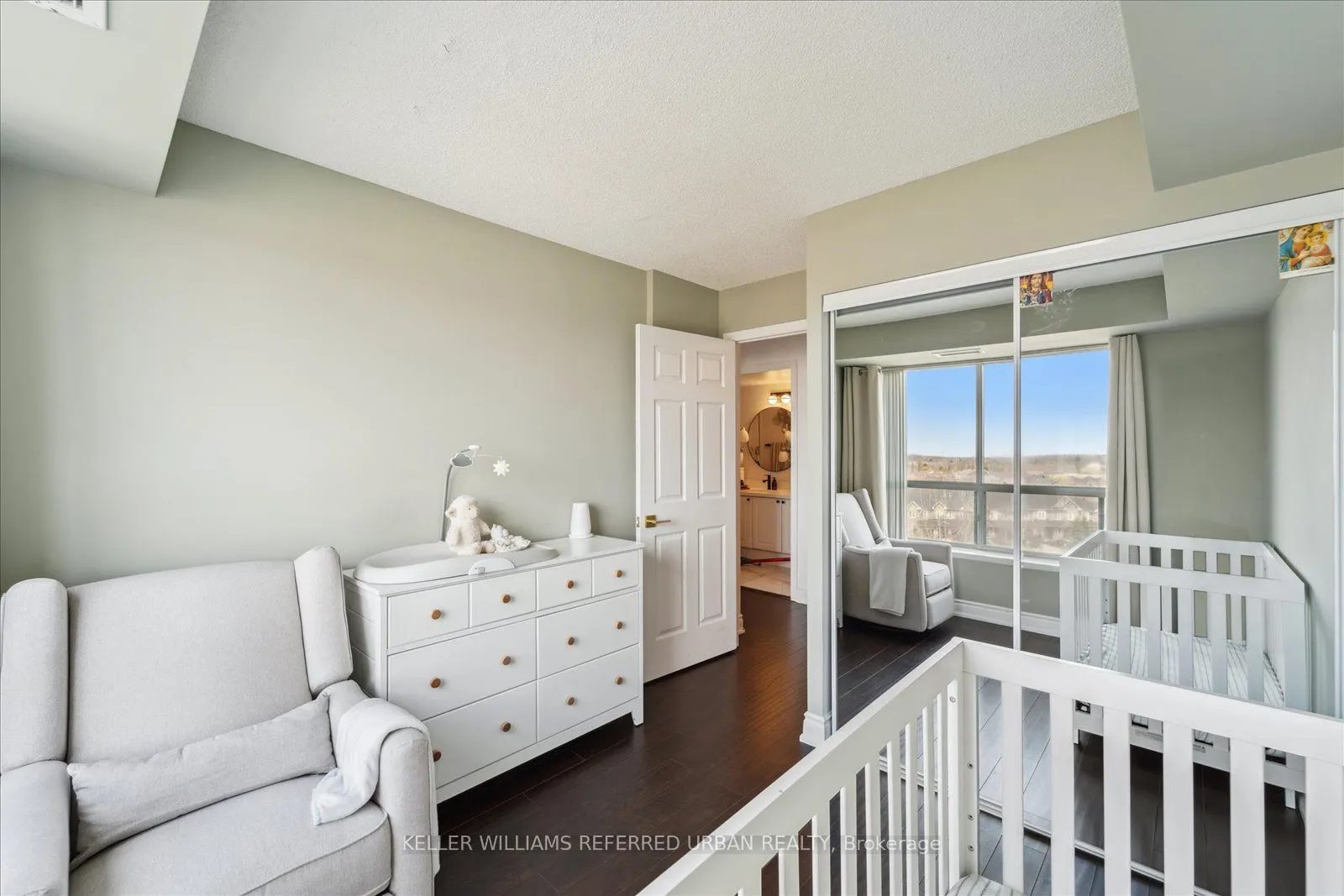 3 Ellesmere Street, #605