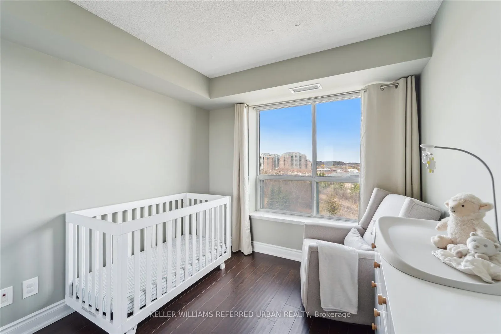 3 Ellesmere Street, #605