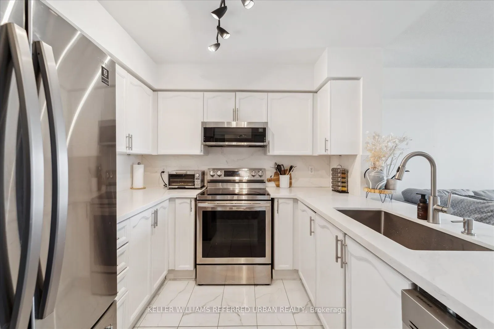 3 Ellesmere Street, #605