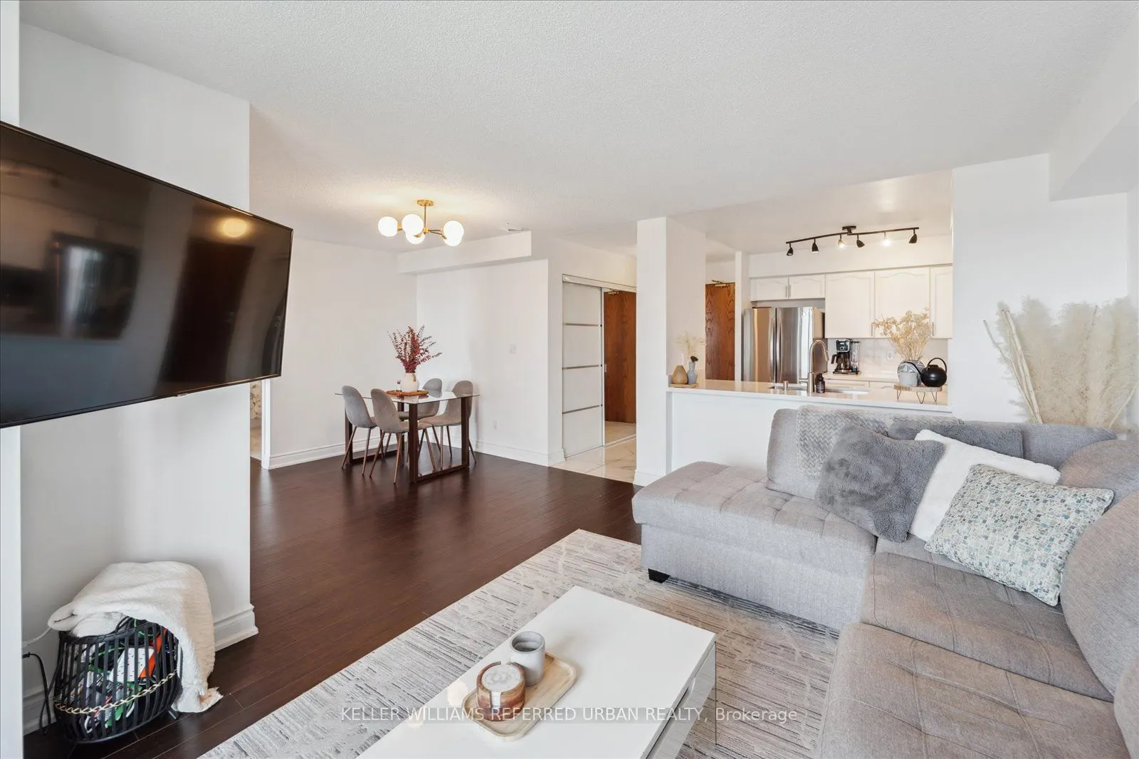 3 Ellesmere Street, #605