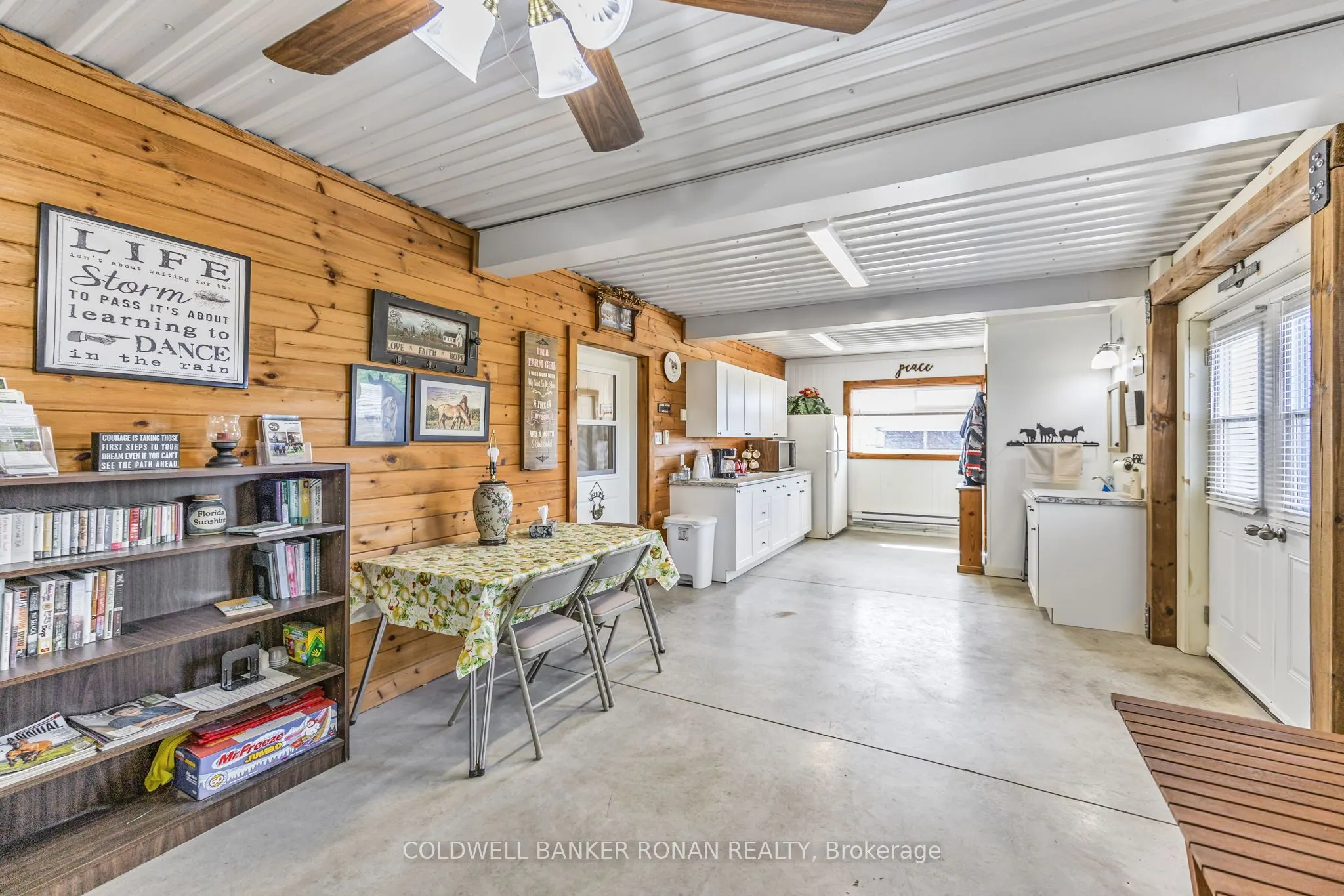 8058 20th Side Road