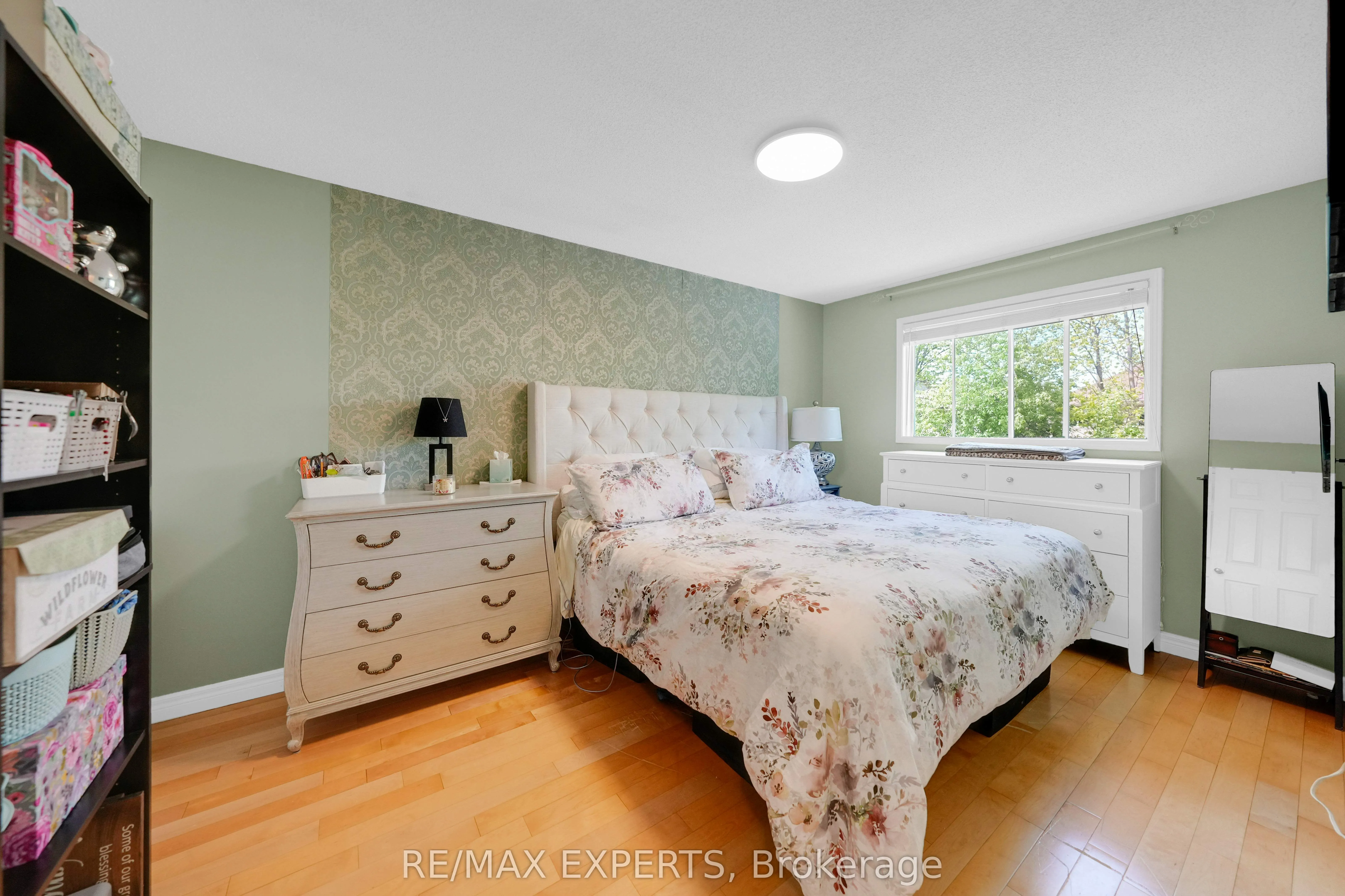 83 Gray Avenue