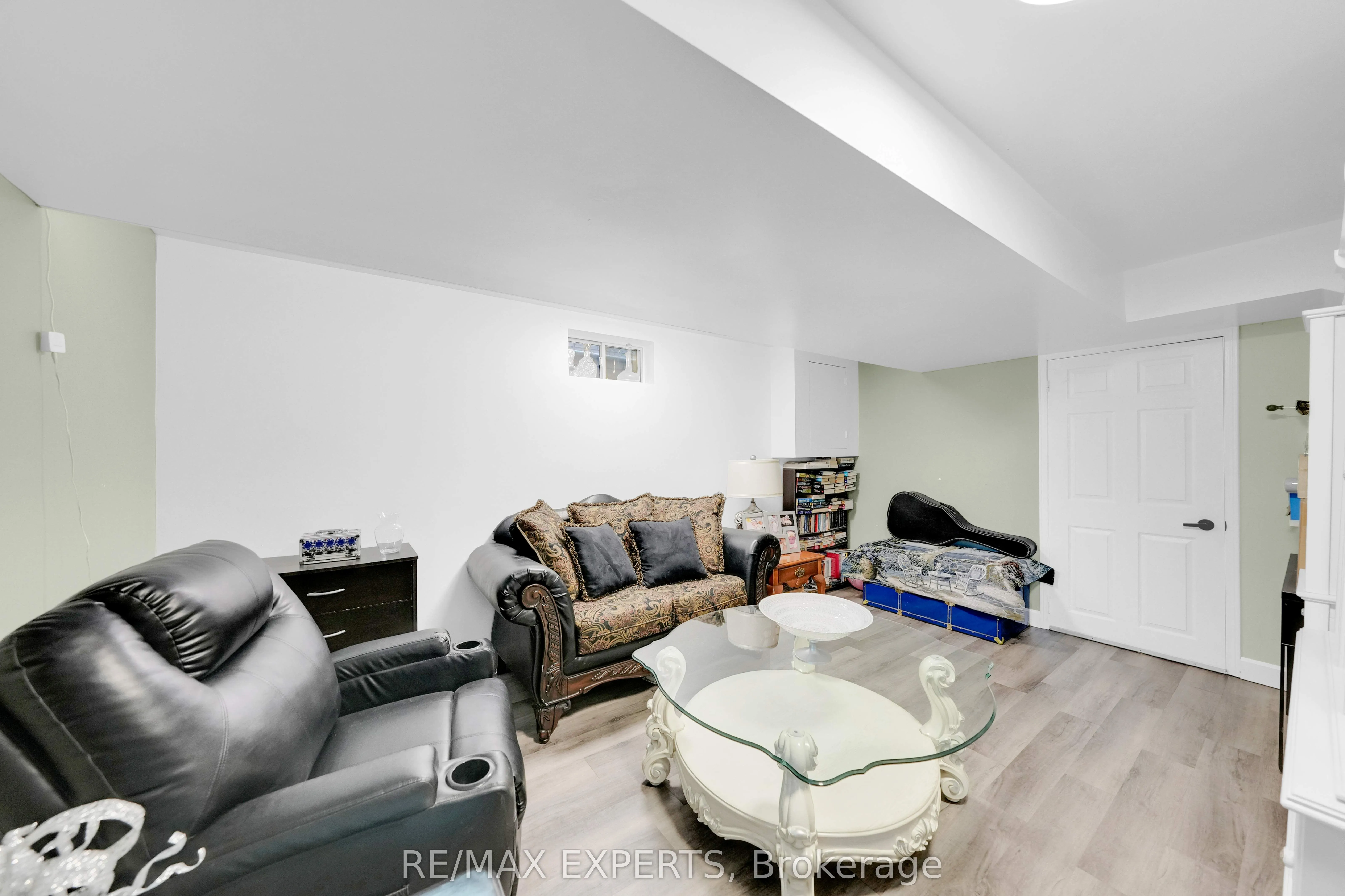 83 Gray Avenue