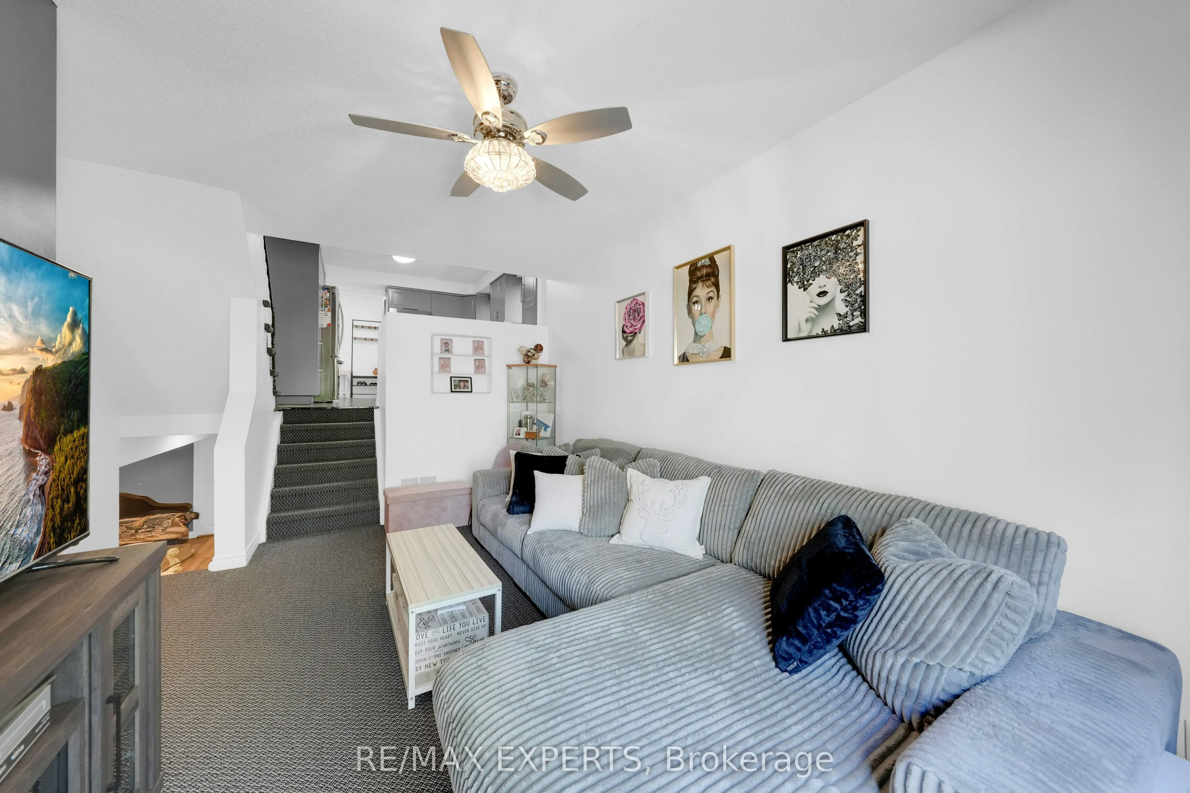 83 Gray Avenue