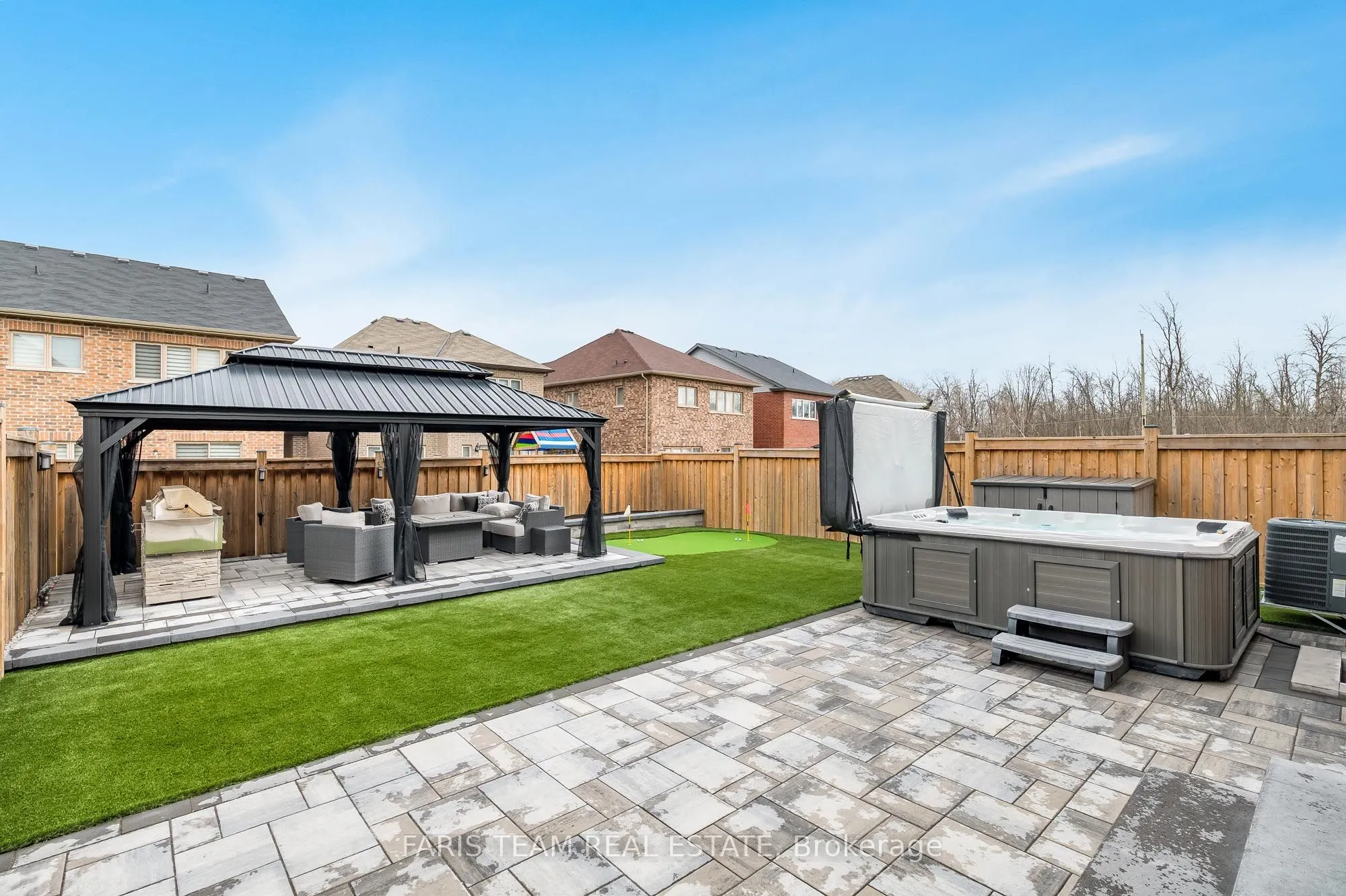 1464 Farrow Crescent