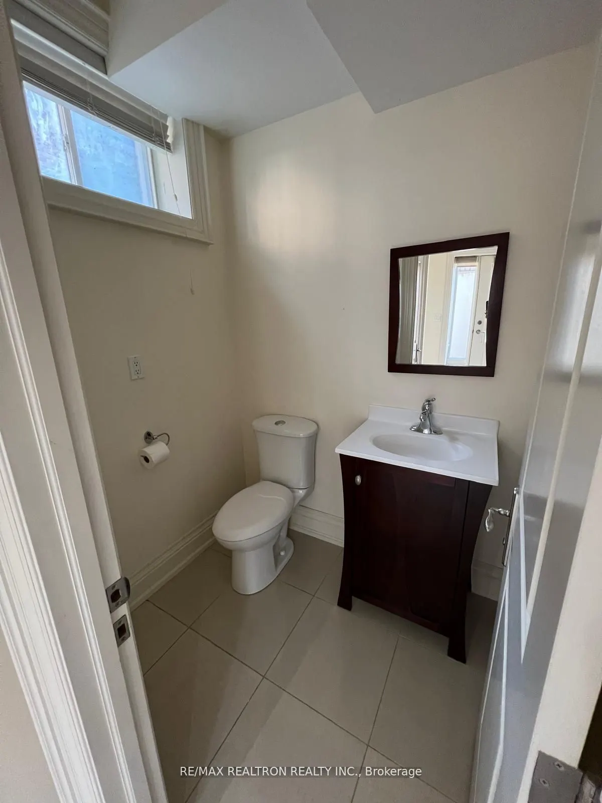 133 Elmwood Avenue N, #BSMT