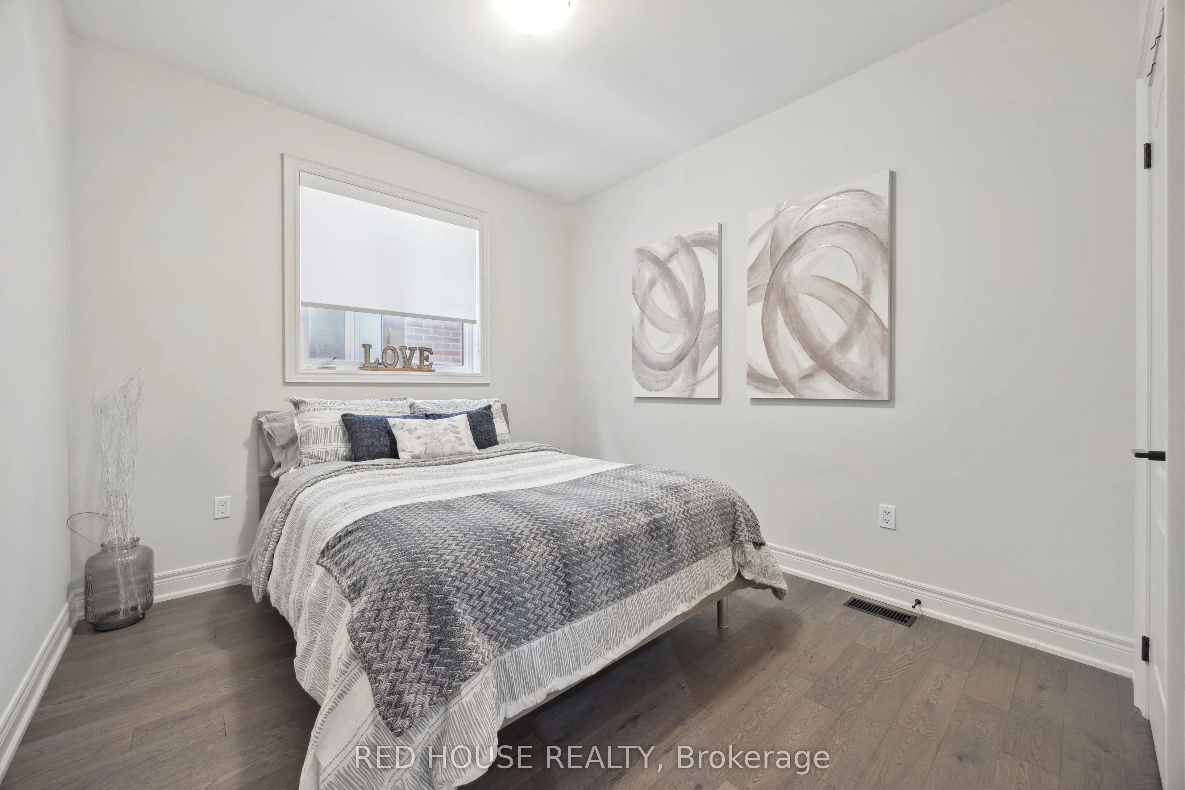 74 Mcdonnell Crescent