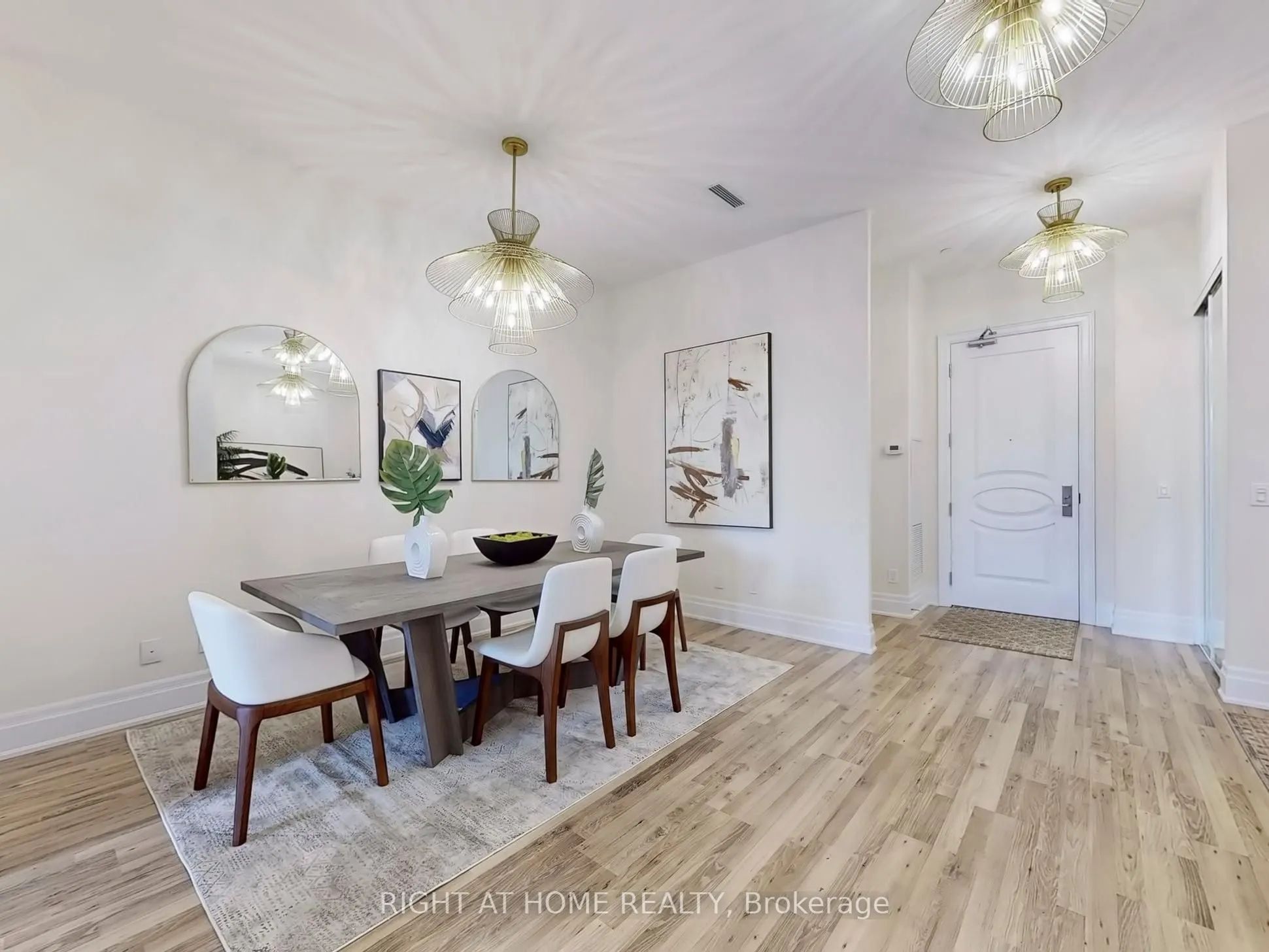 9075 Jane Street #106