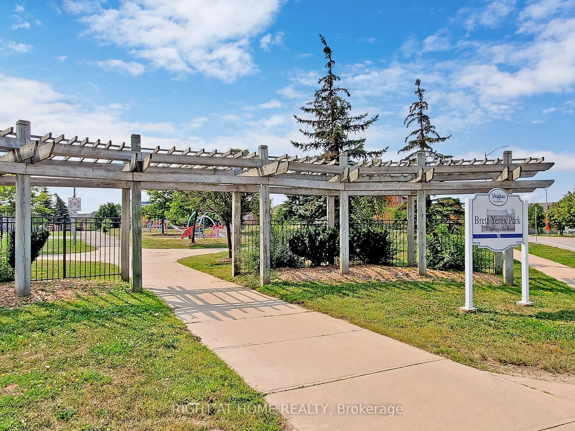 9075 Jane Street #106