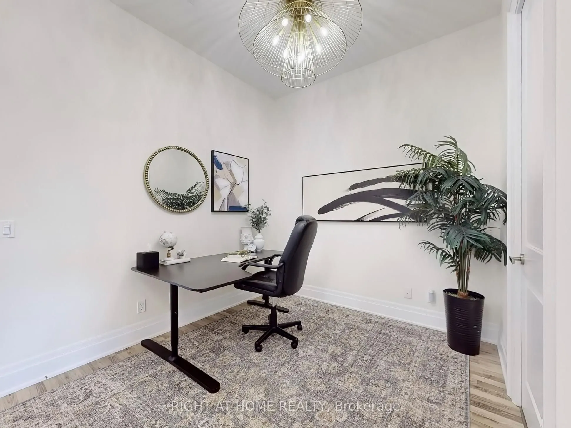 9075 Jane Street #106