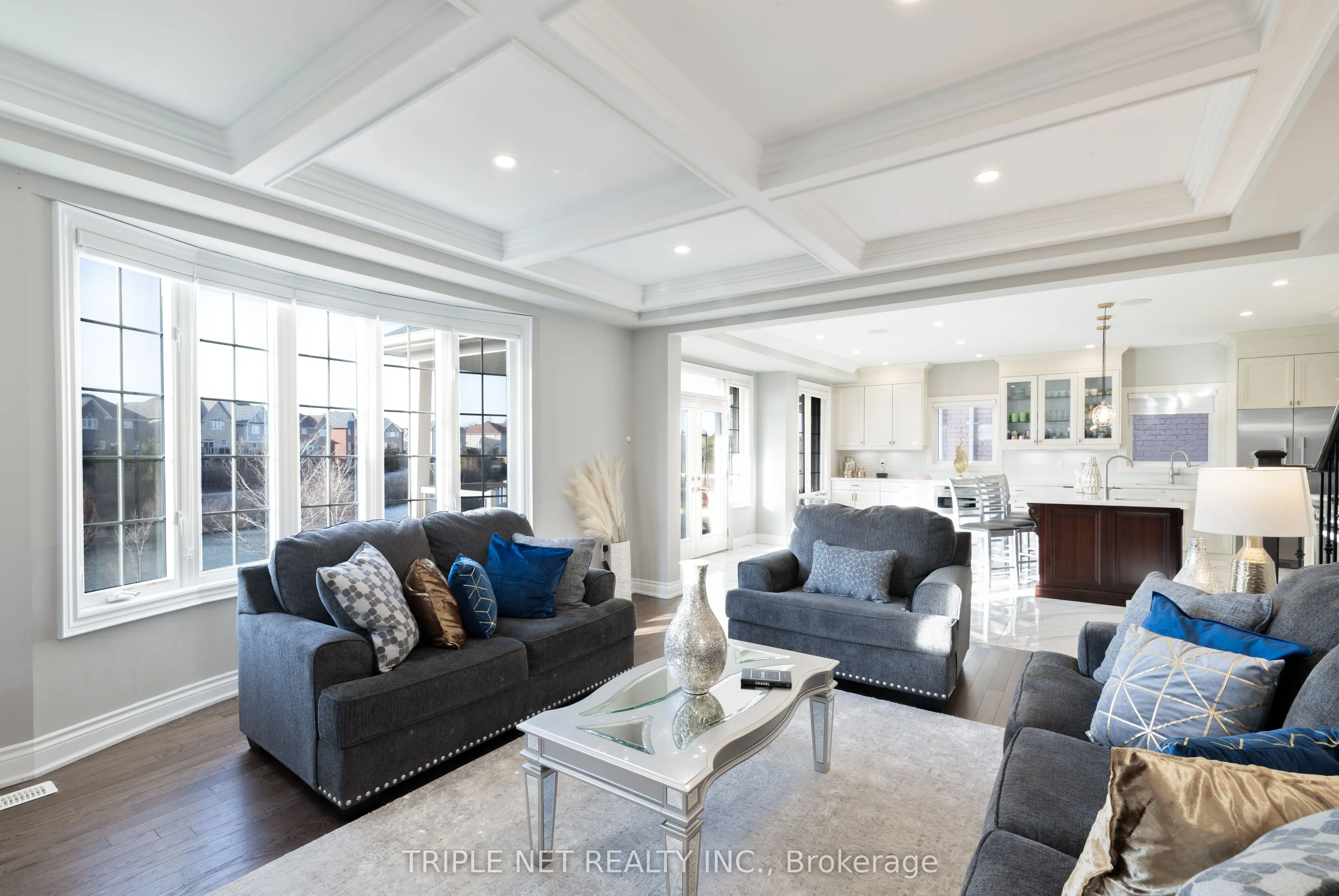 16 Roy Road