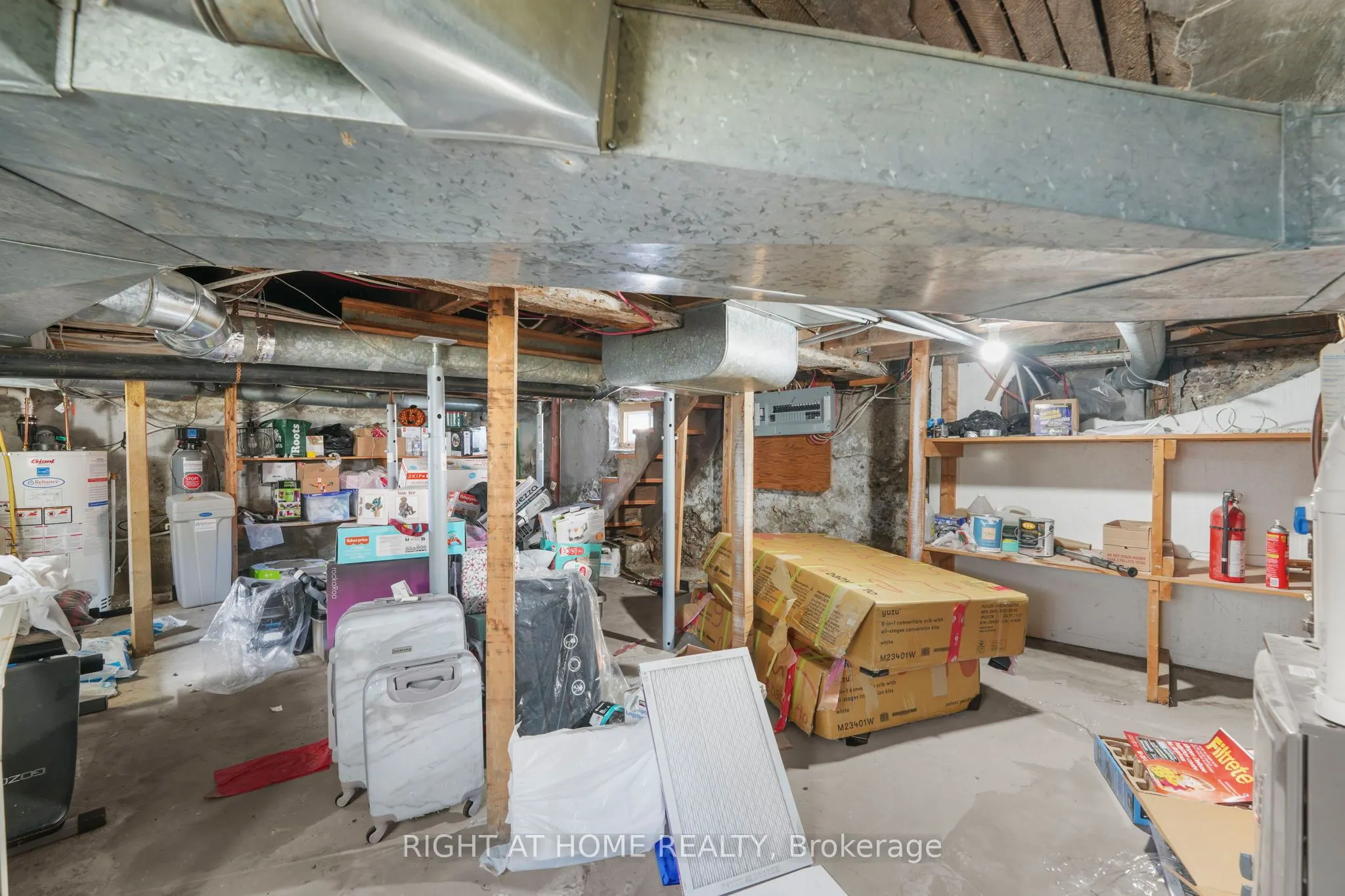 392 Stouffer Street