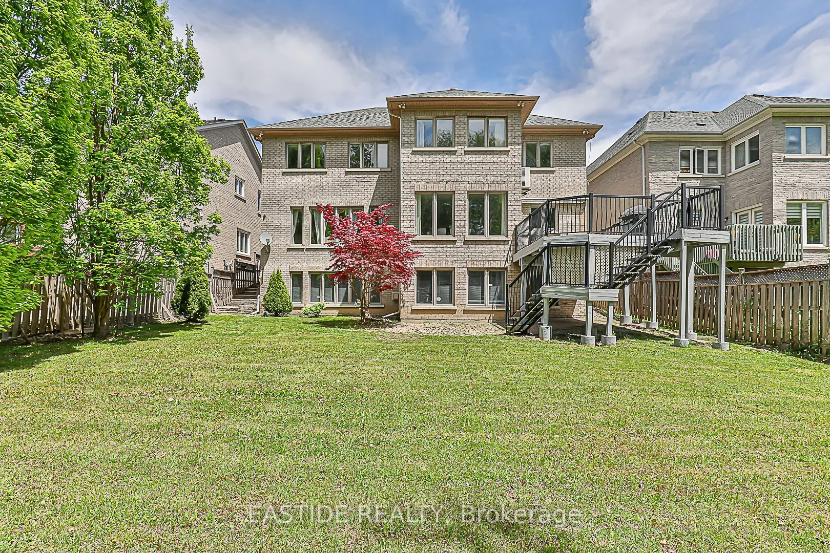 27 Brimwood Crescent