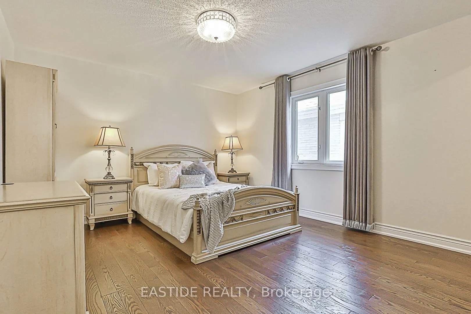 27 Brimwood Crescent