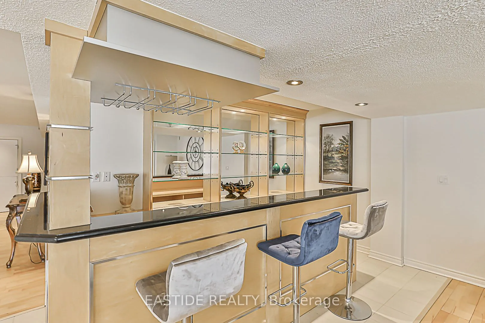 27 Brimwood Crescent