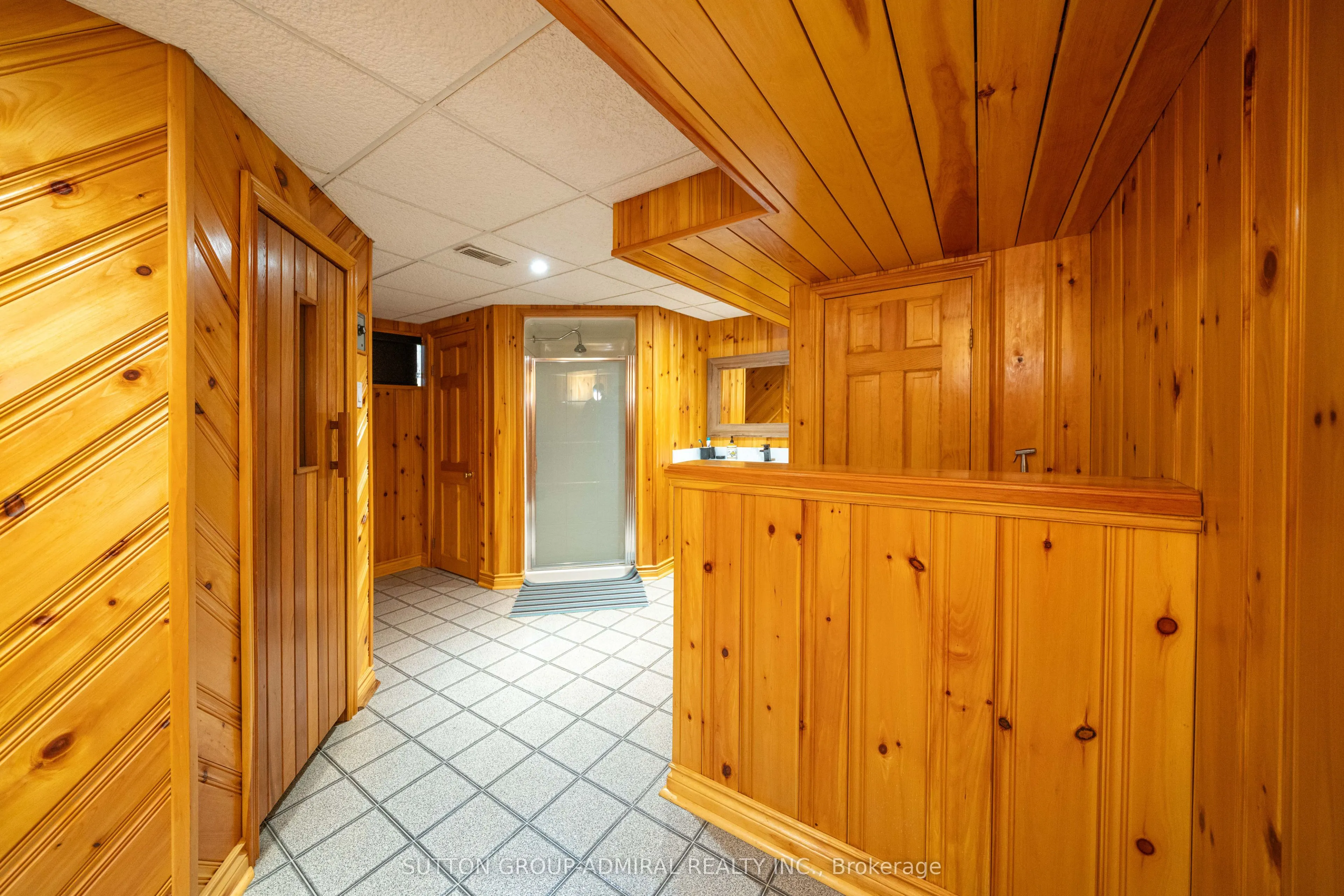 60 Maple Way