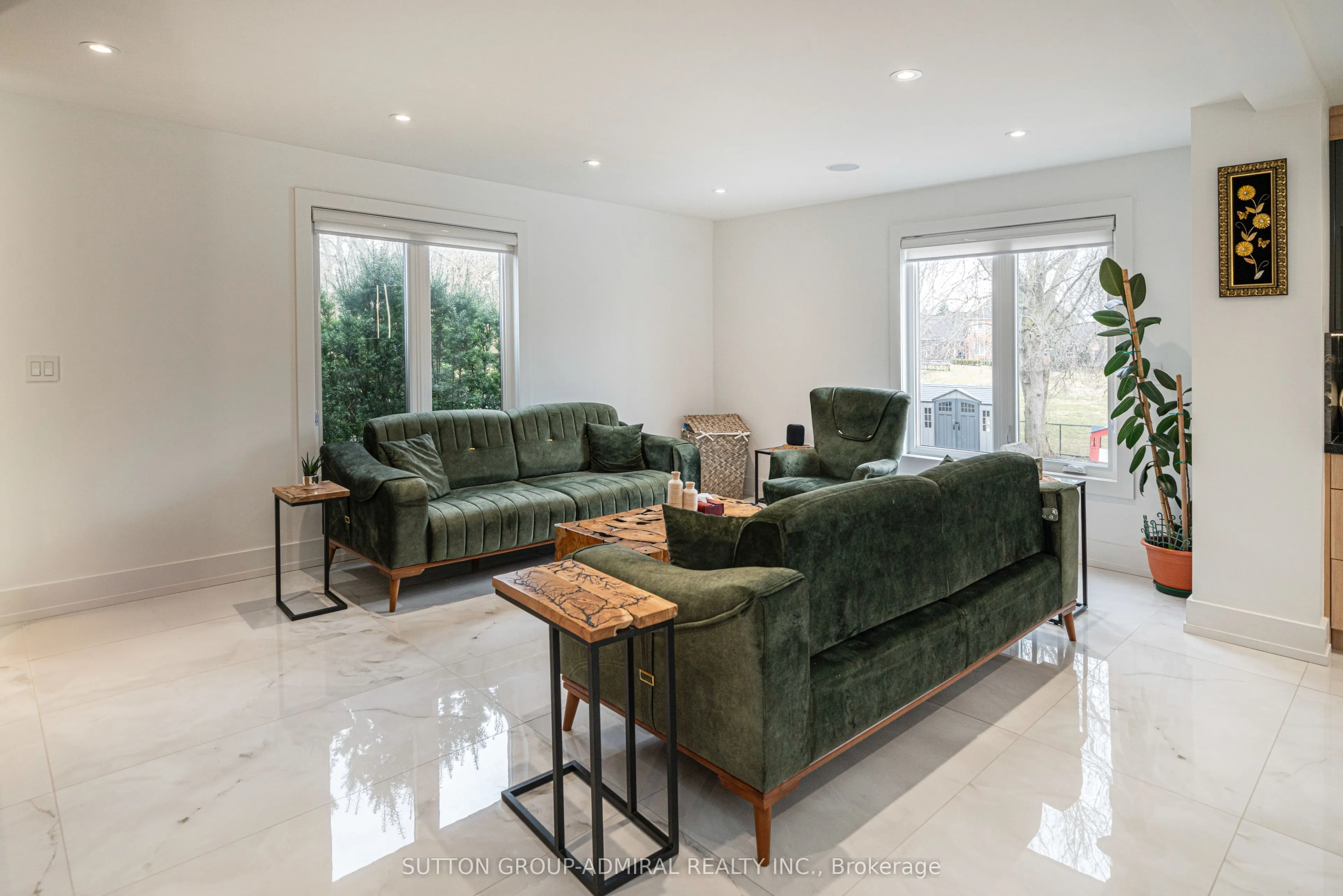 60 Maple Way