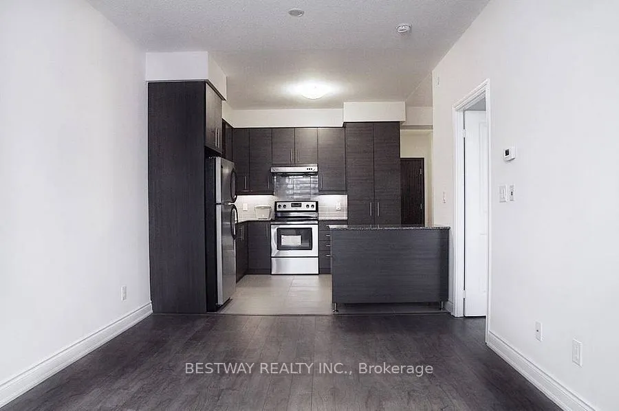 325 South Park Road, #720