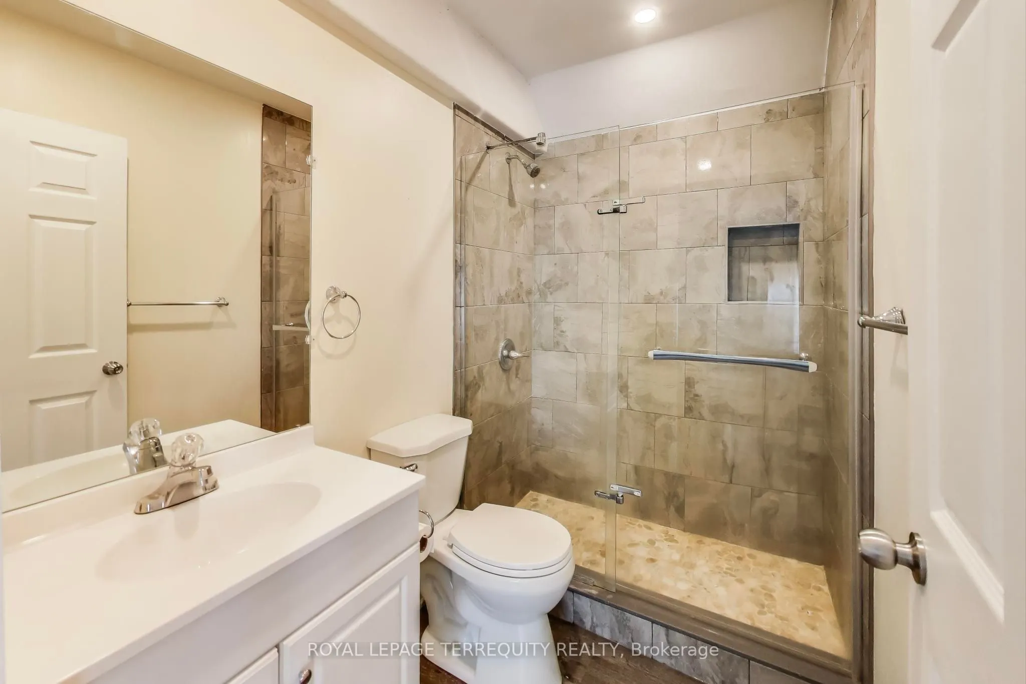 3251 Ravenshoe Road