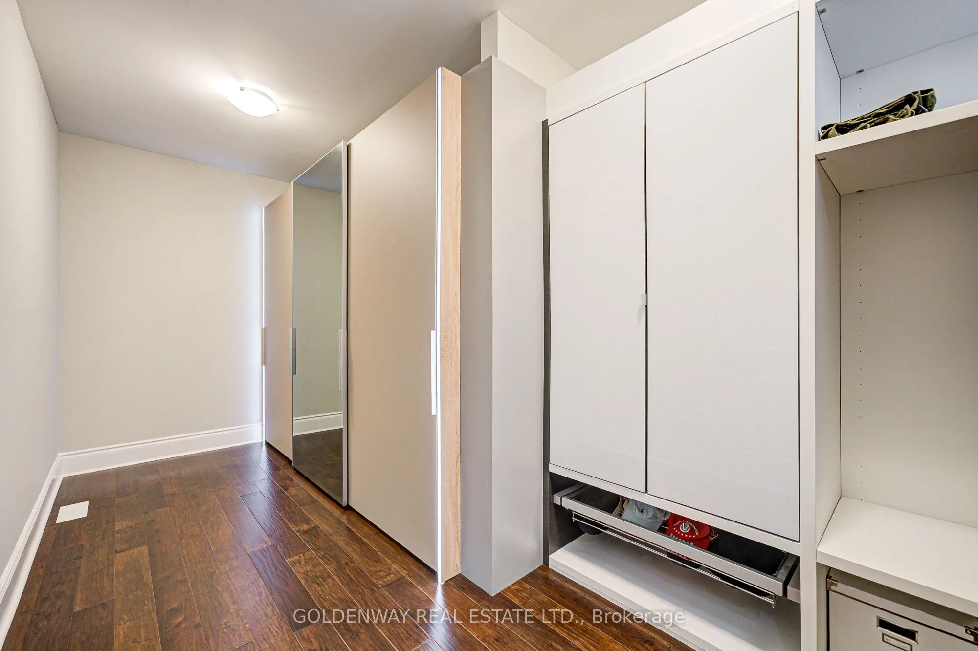 229 Hunterwood Chase