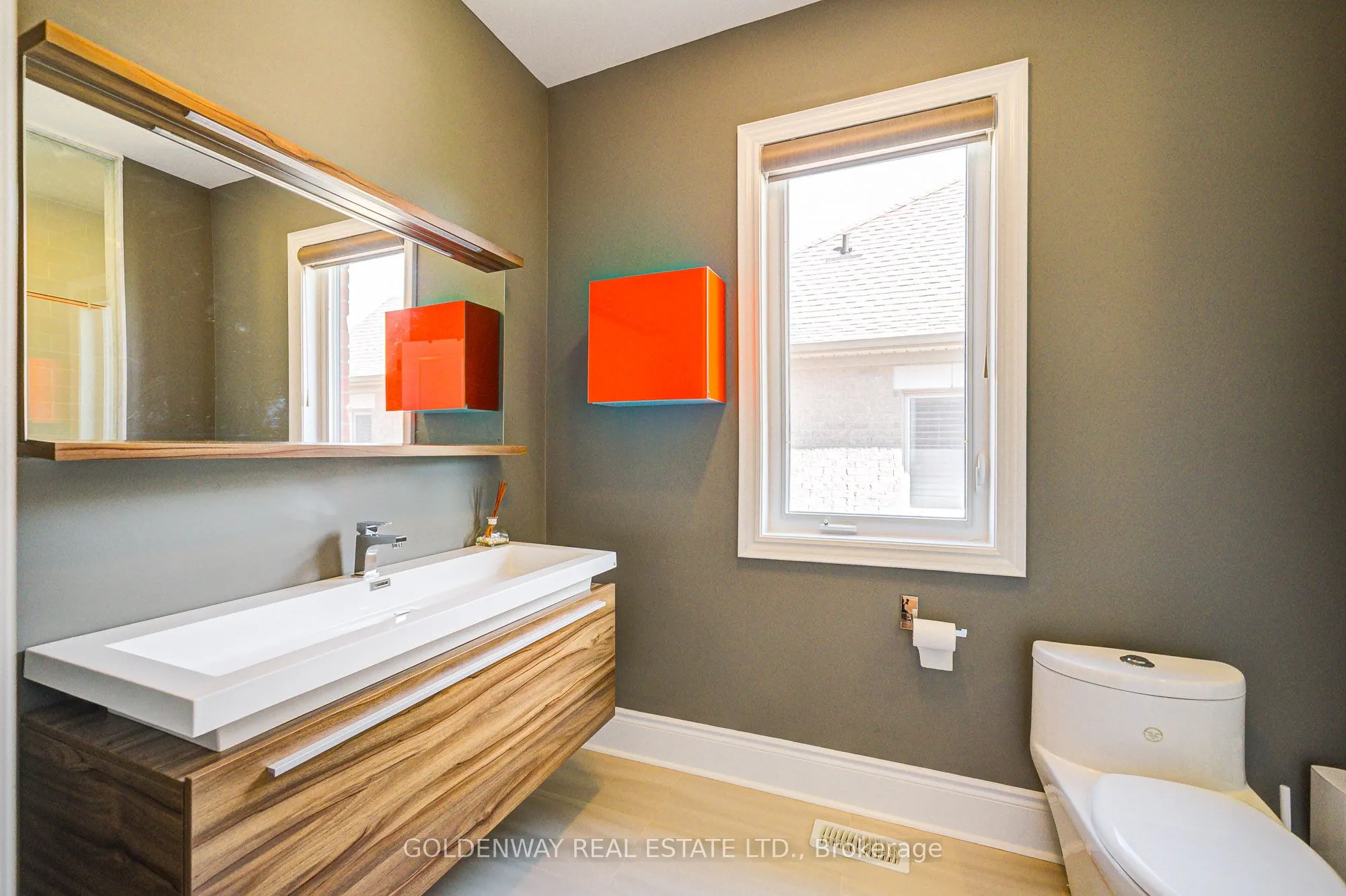 229 Hunterwood Chase
