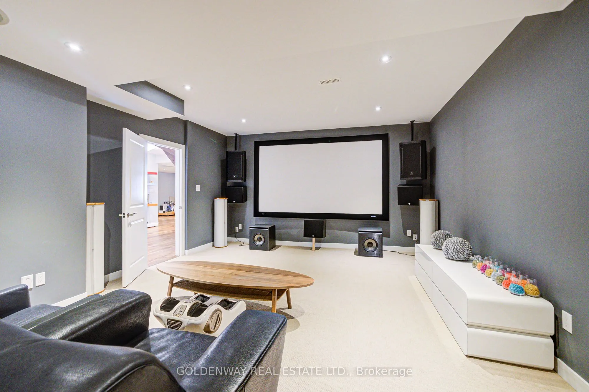 229 Hunterwood Chase