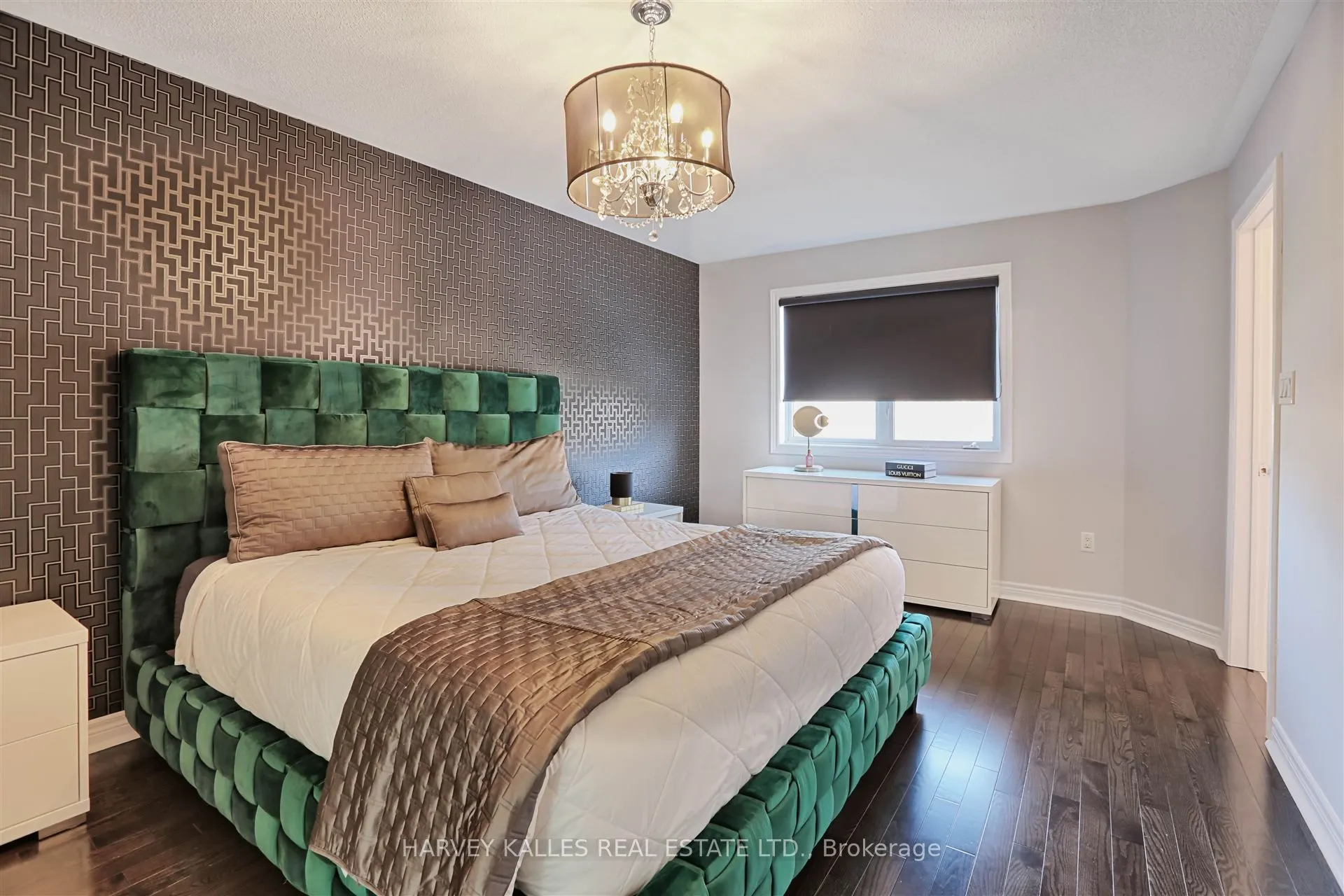 36 Canyon Gate Crescent