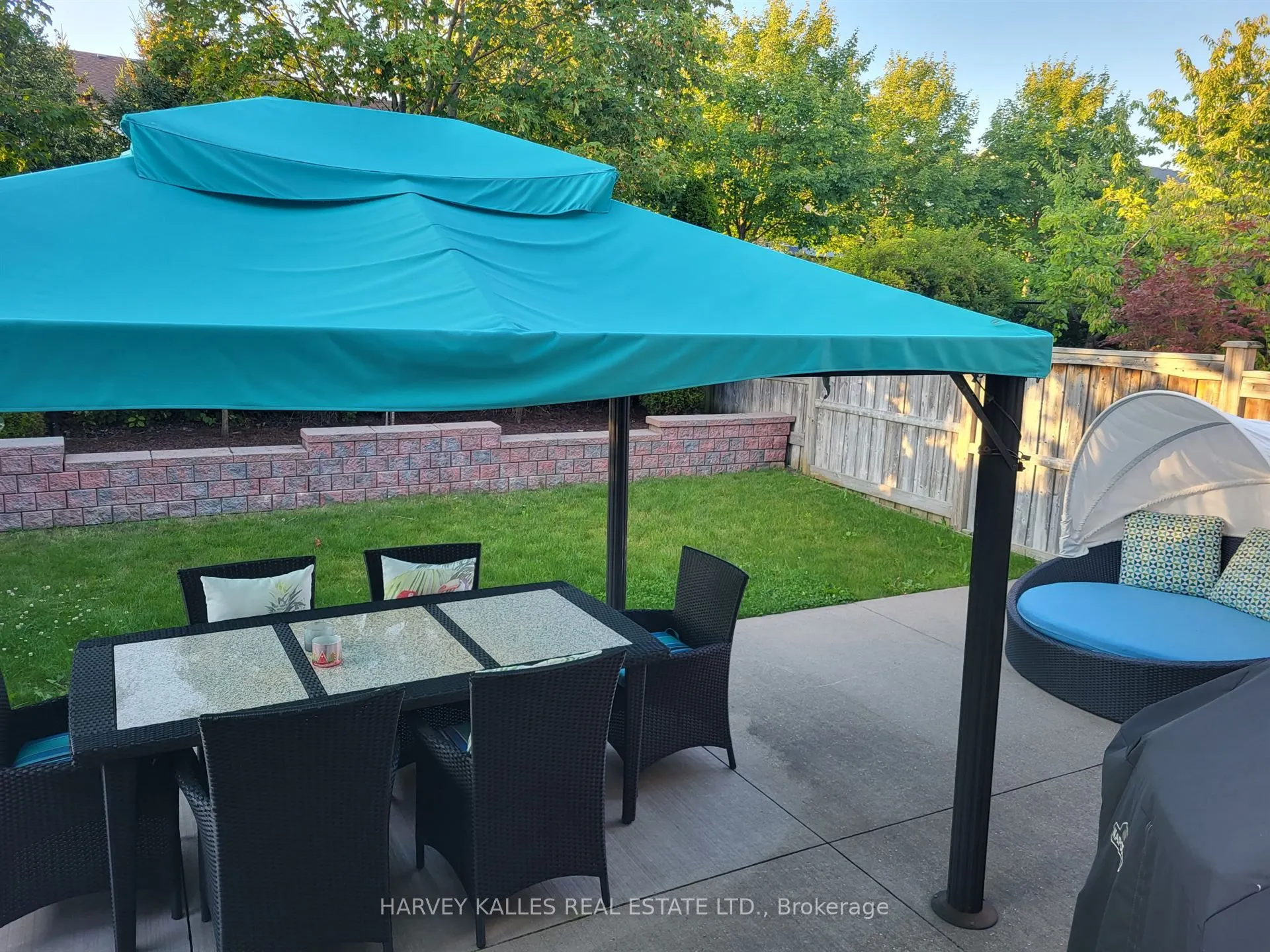 36 Canyon Gate Crescent