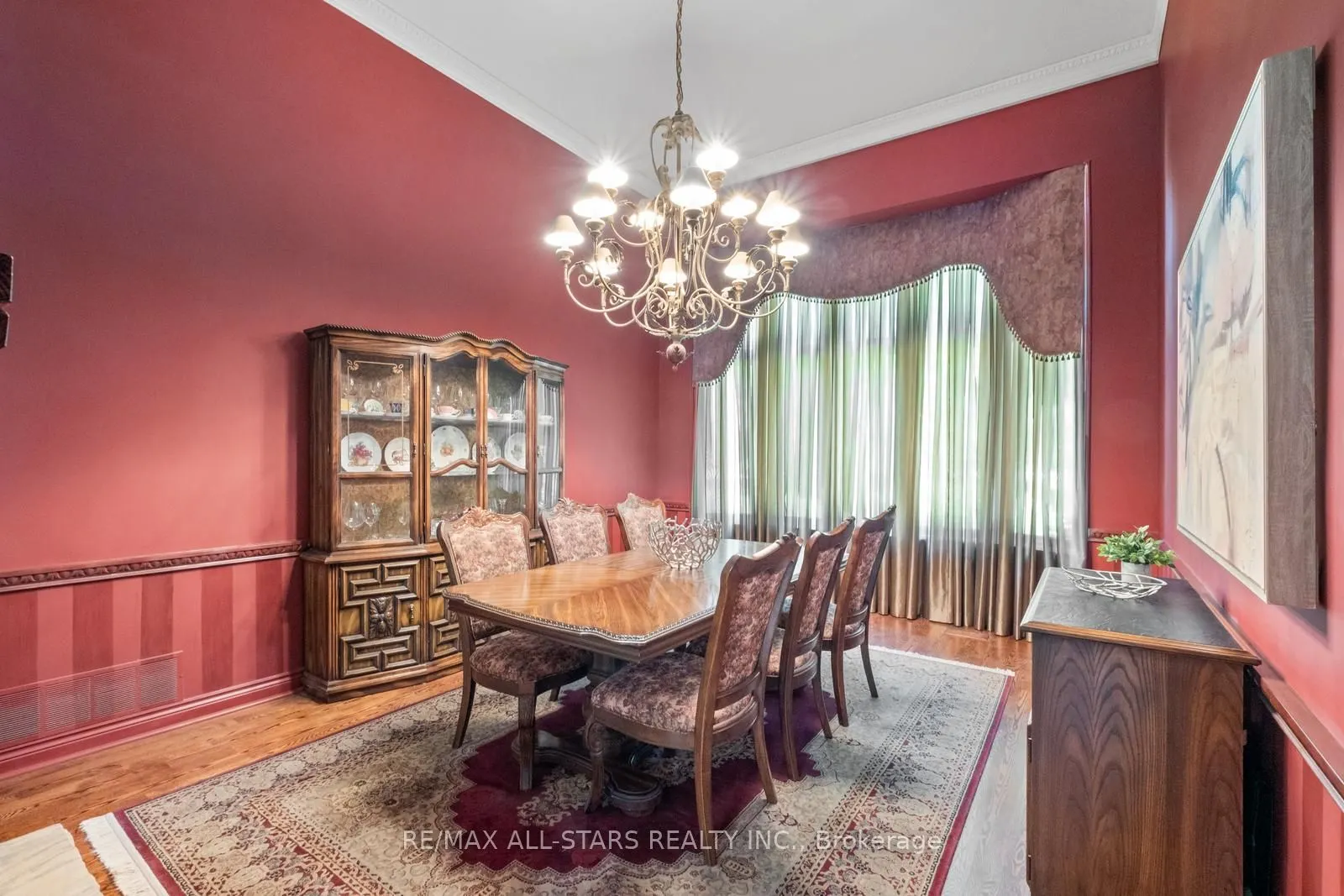15 Skyridge Court