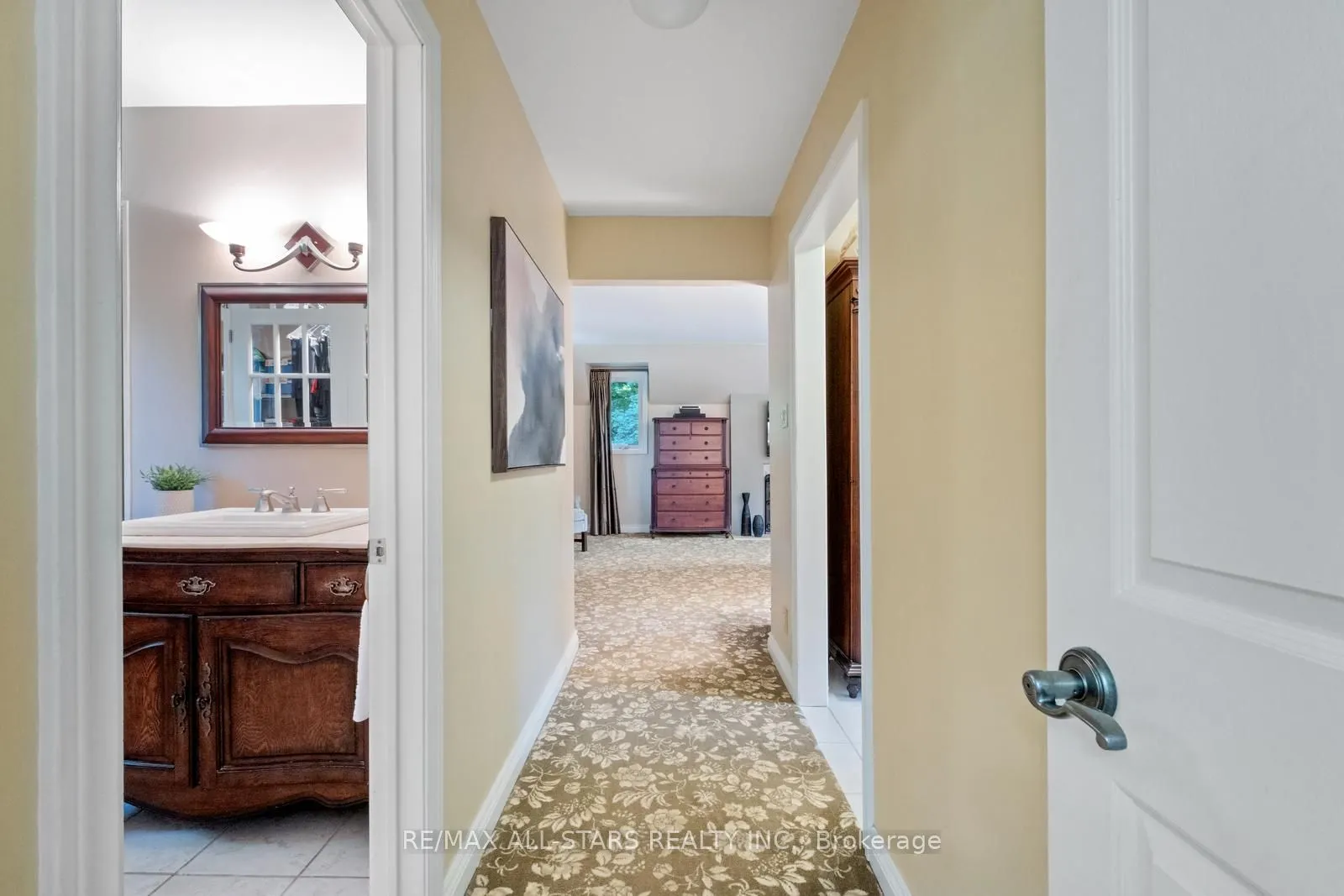 15 Skyridge Court