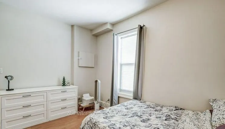 81 Wellington Street E