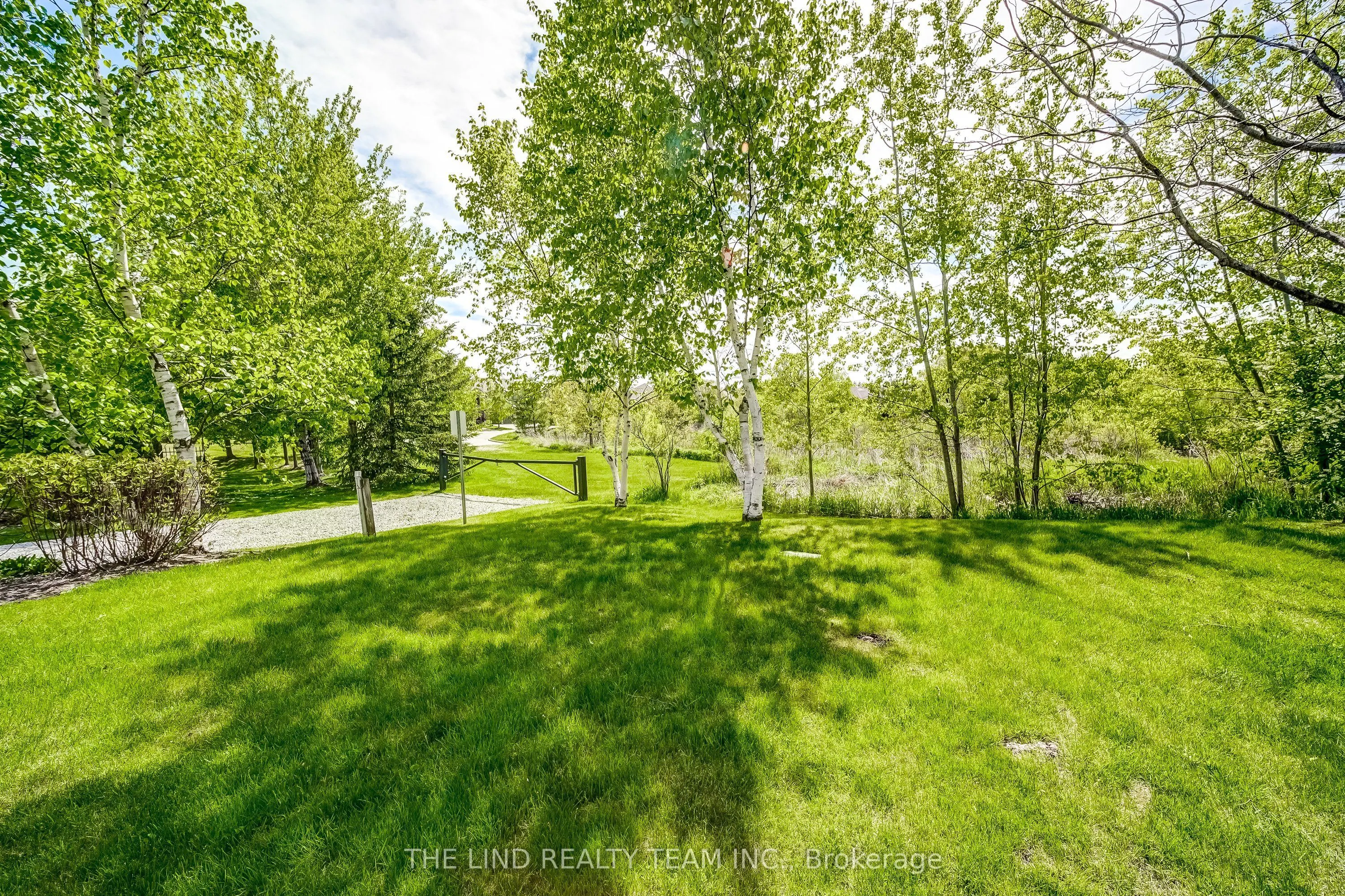 88 Stonecliffe Crescent, #22