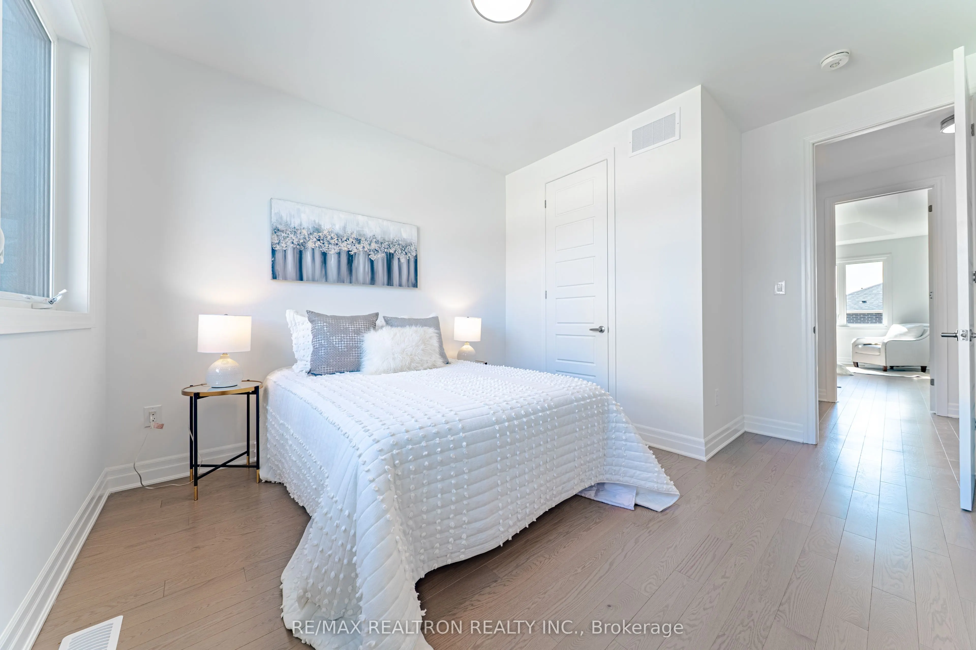 63 Greenridge Crescent