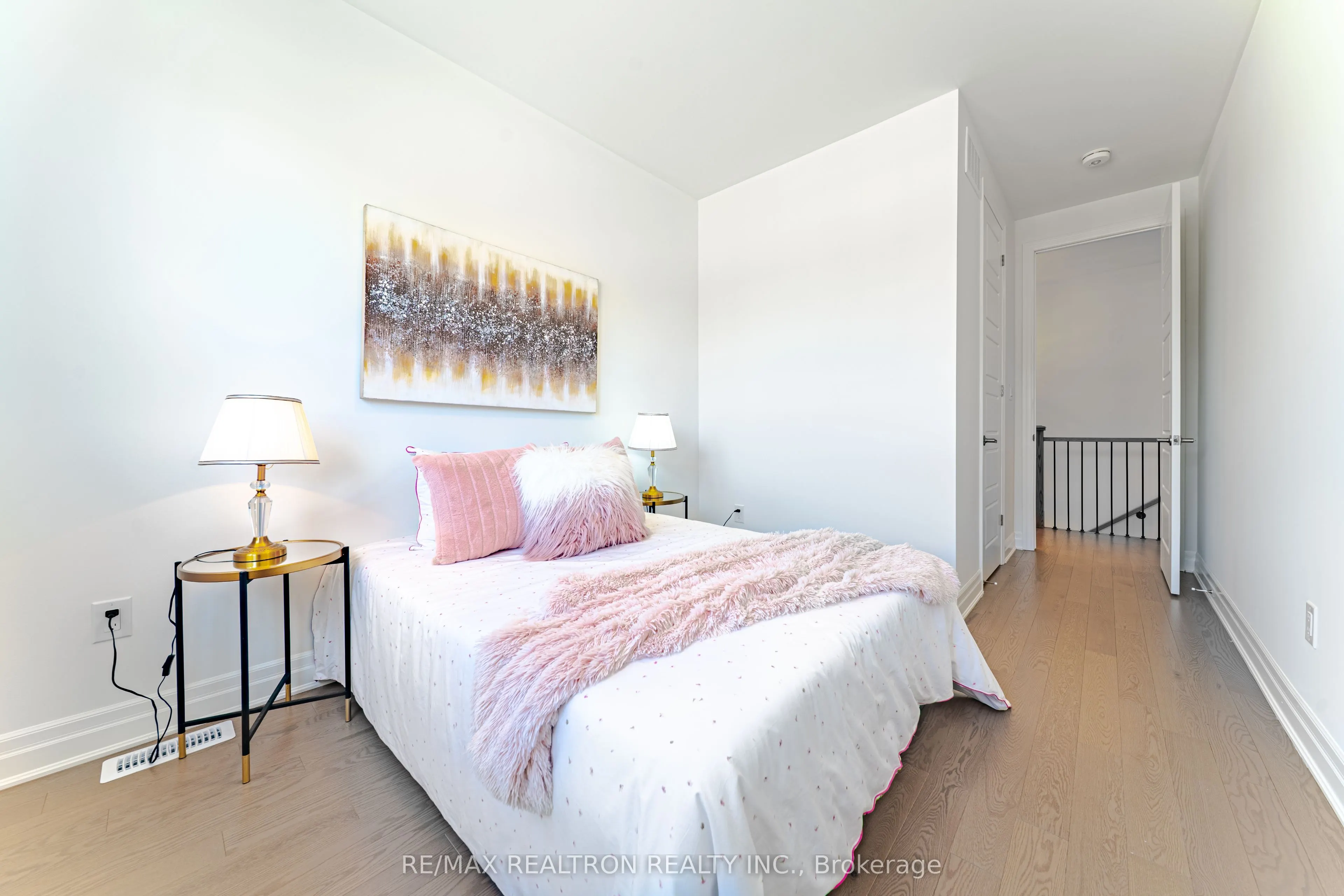 63 Greenridge Crescent