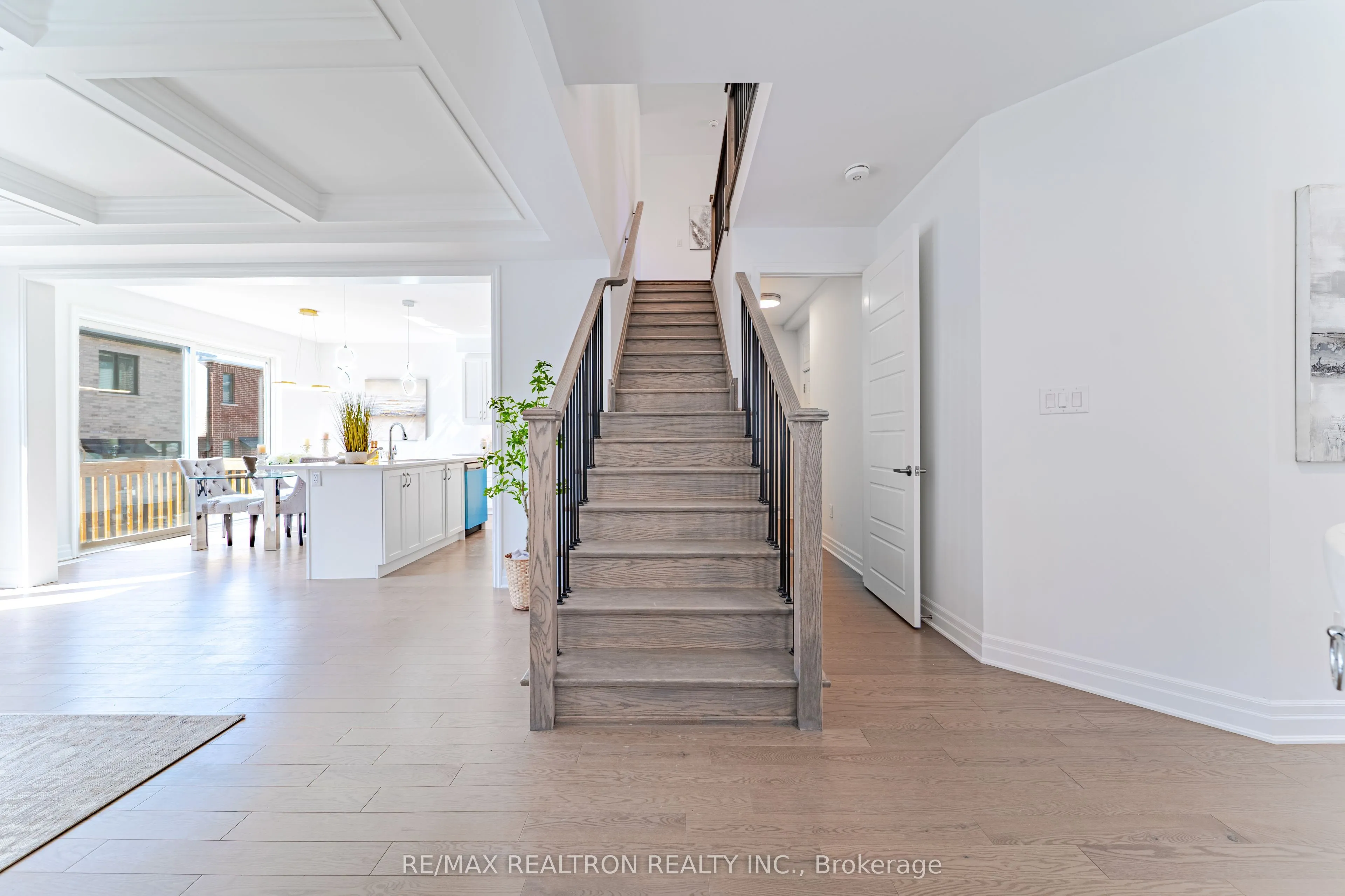 63 Greenridge Crescent