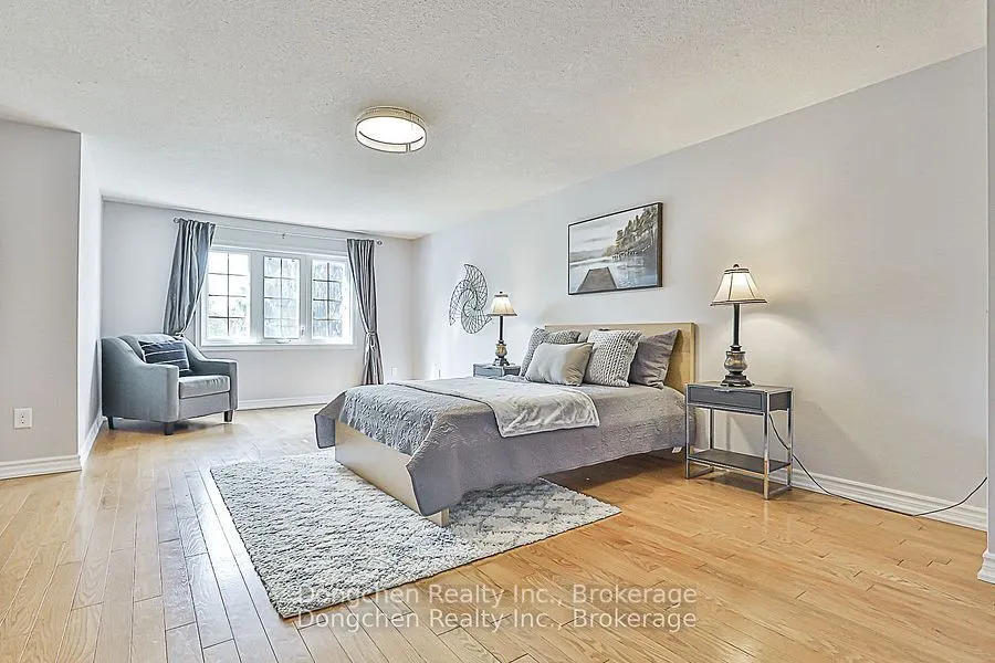 92 Stephenson Crescent