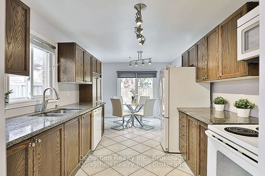 92 Stephenson Crescent